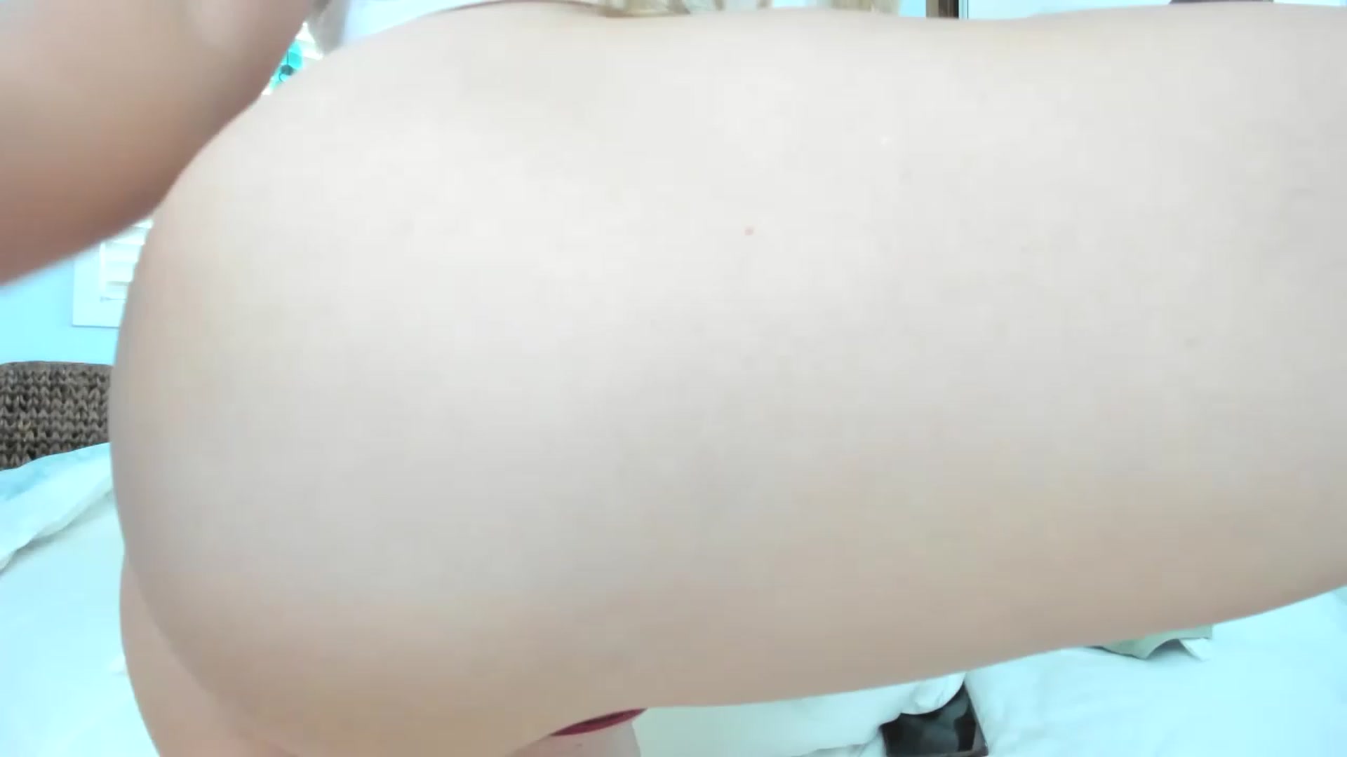 Gallery image thumbnail from thewolfof_MFC's myfreecams stream on, 08/03/2023, 20:06 image 6 of 20