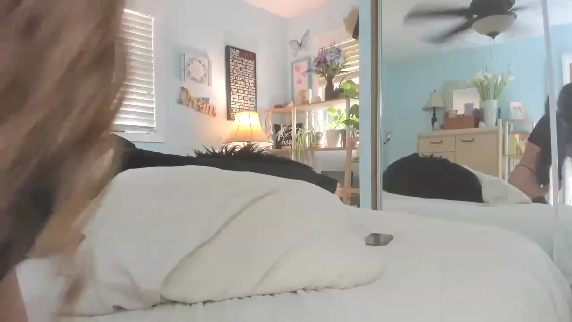 Gallery image thumbnail from thewolfof_MFC's myfreecams stream on, 08/10/2023, 19:59 image 18 of 20