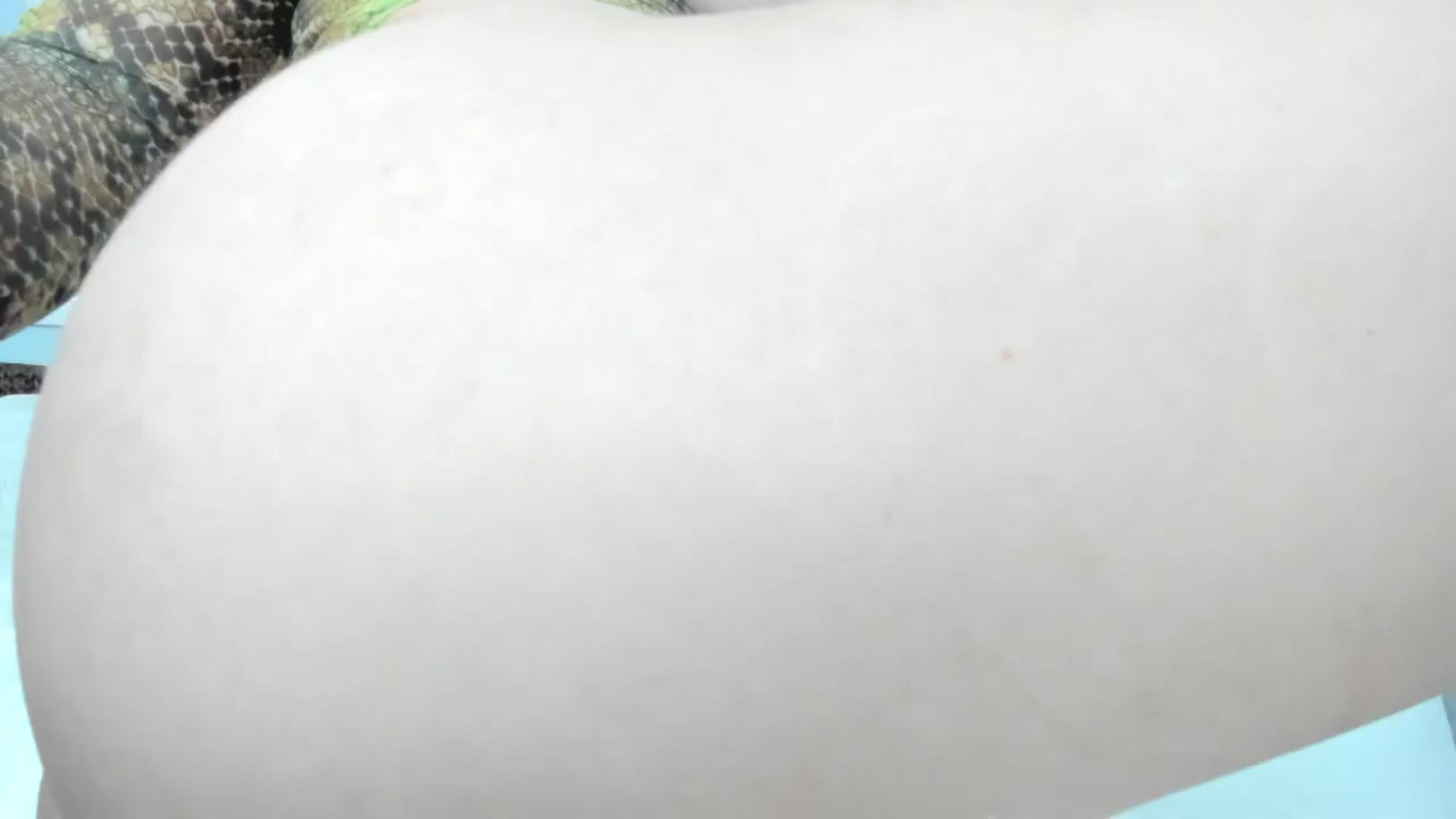 Gallery image thumbnail from thewolfof_MFC's myfreecams stream on, 02/02/2025, 17:26 image 15 of 20