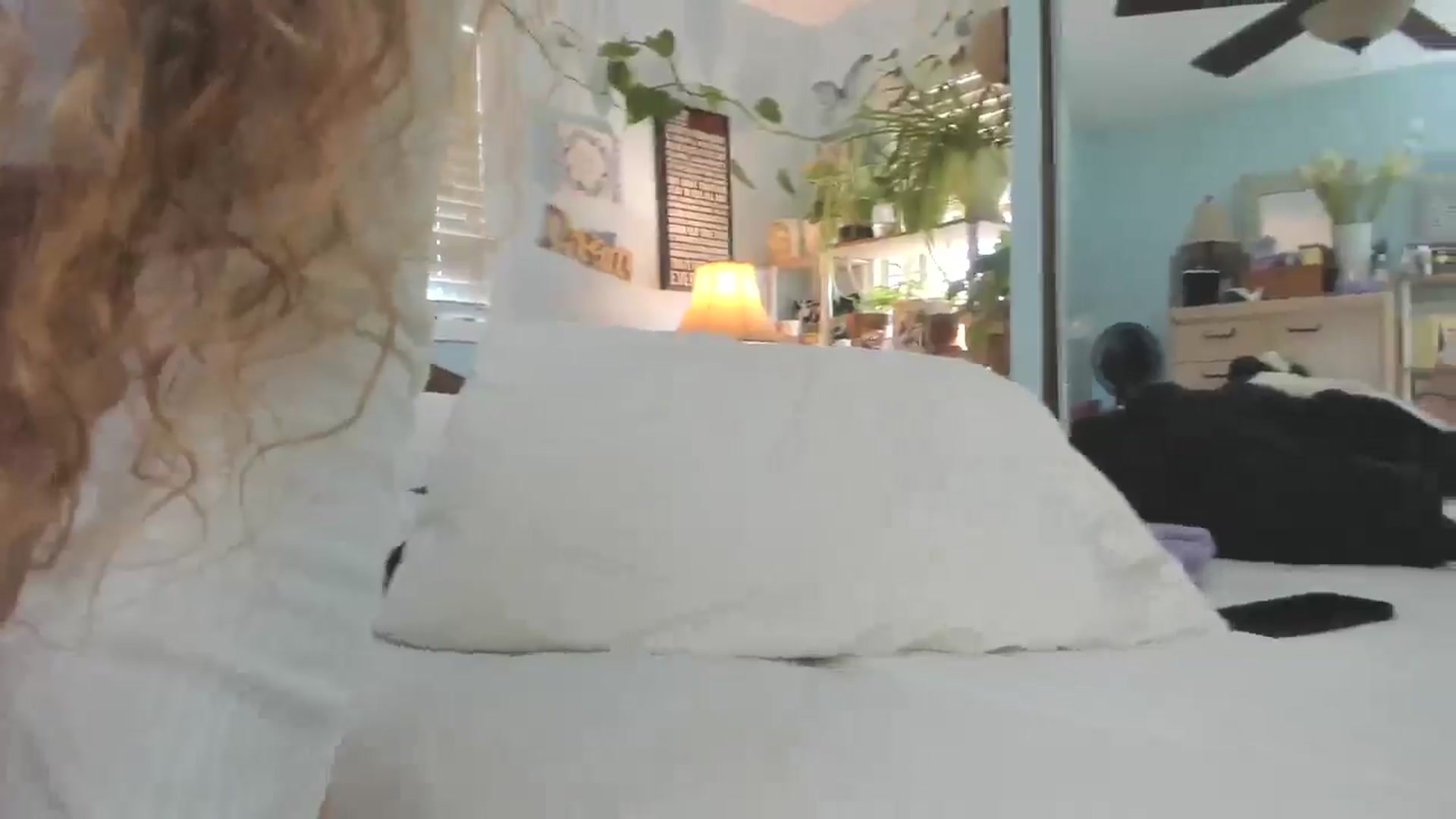 Gallery image thumbnail from thewolfof_MFC's myfreecams stream on, 02/22/2025, 16:31 image 8 of 20