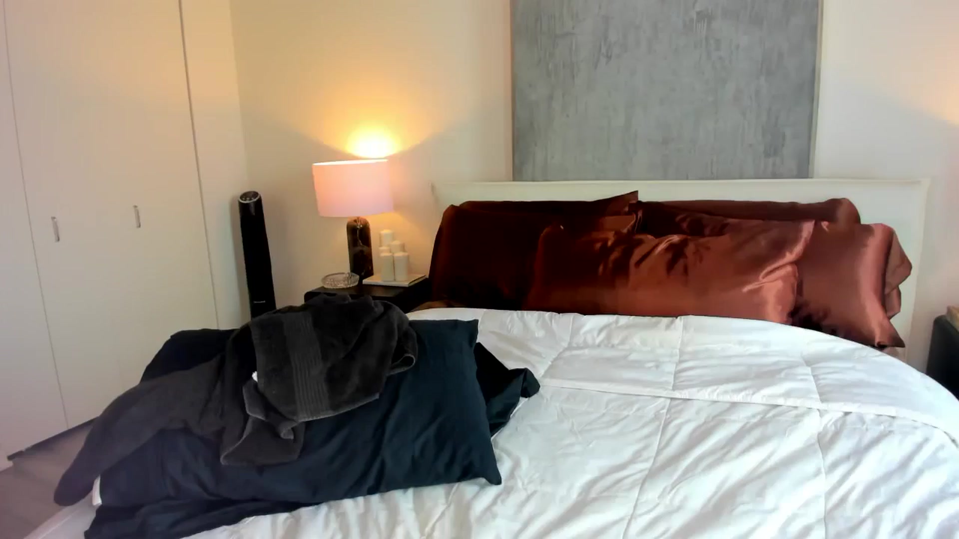 Gallery image thumbnail from thewolfof_MFC's myfreecams stream on, 03/27/2026, 16:24 image 2 of 20