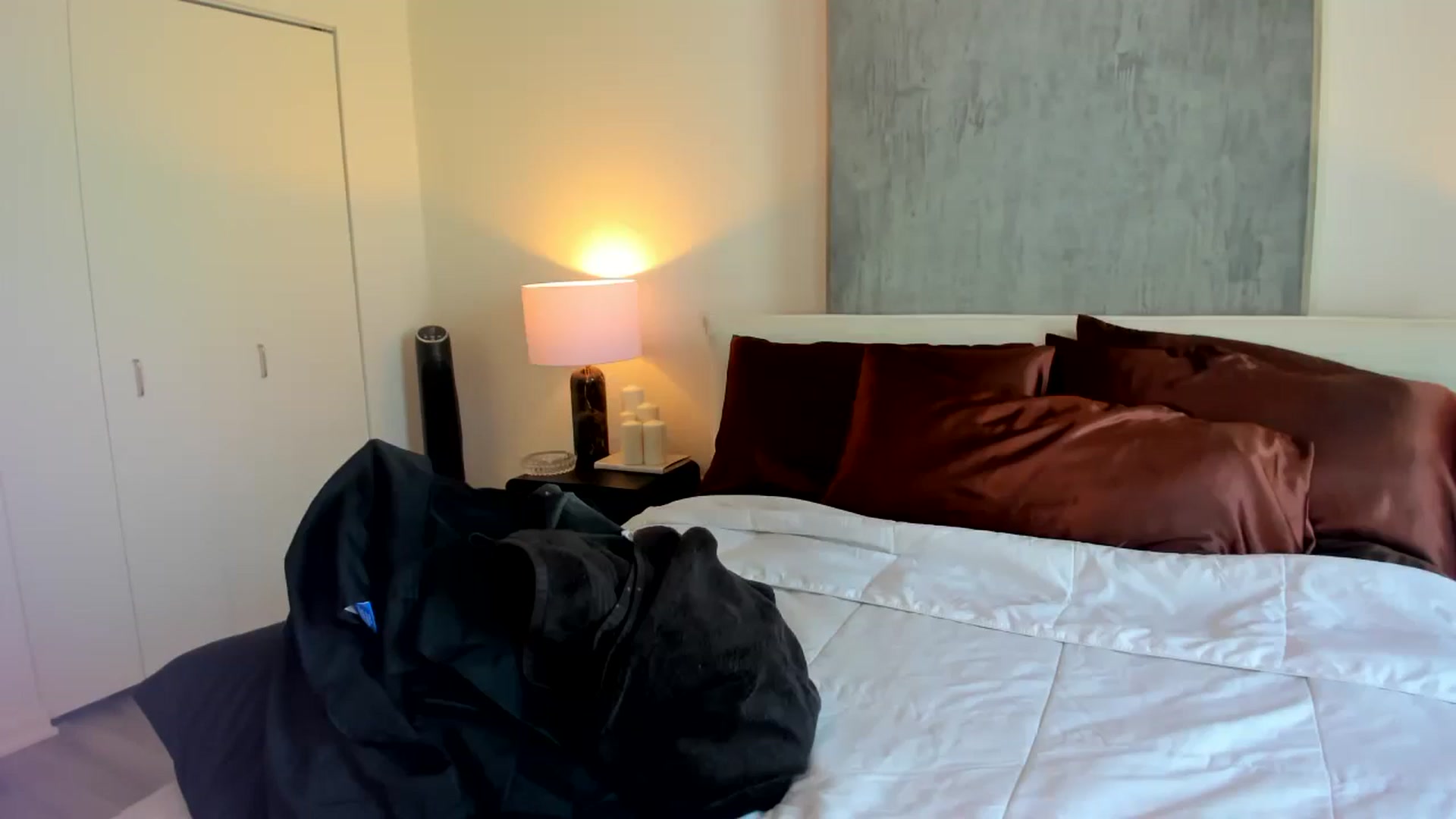 Gallery image thumbnail from thewolfof_MFC's myfreecams stream on, 04/14/2026, 15:54 image 2 of 20