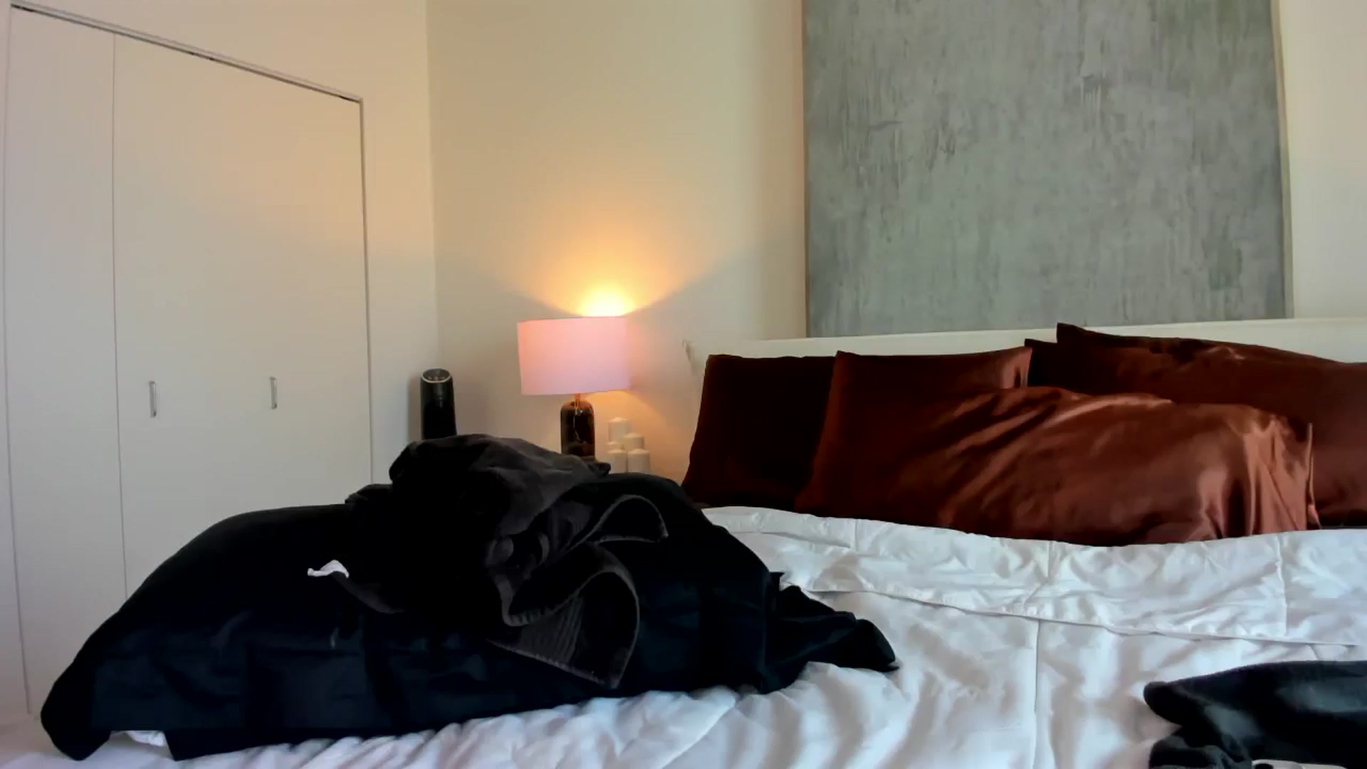 Gallery image thumbnail from thewolfof_MFC's myfreecams stream on, 04/14/2026, 17:26 image 5 of 20