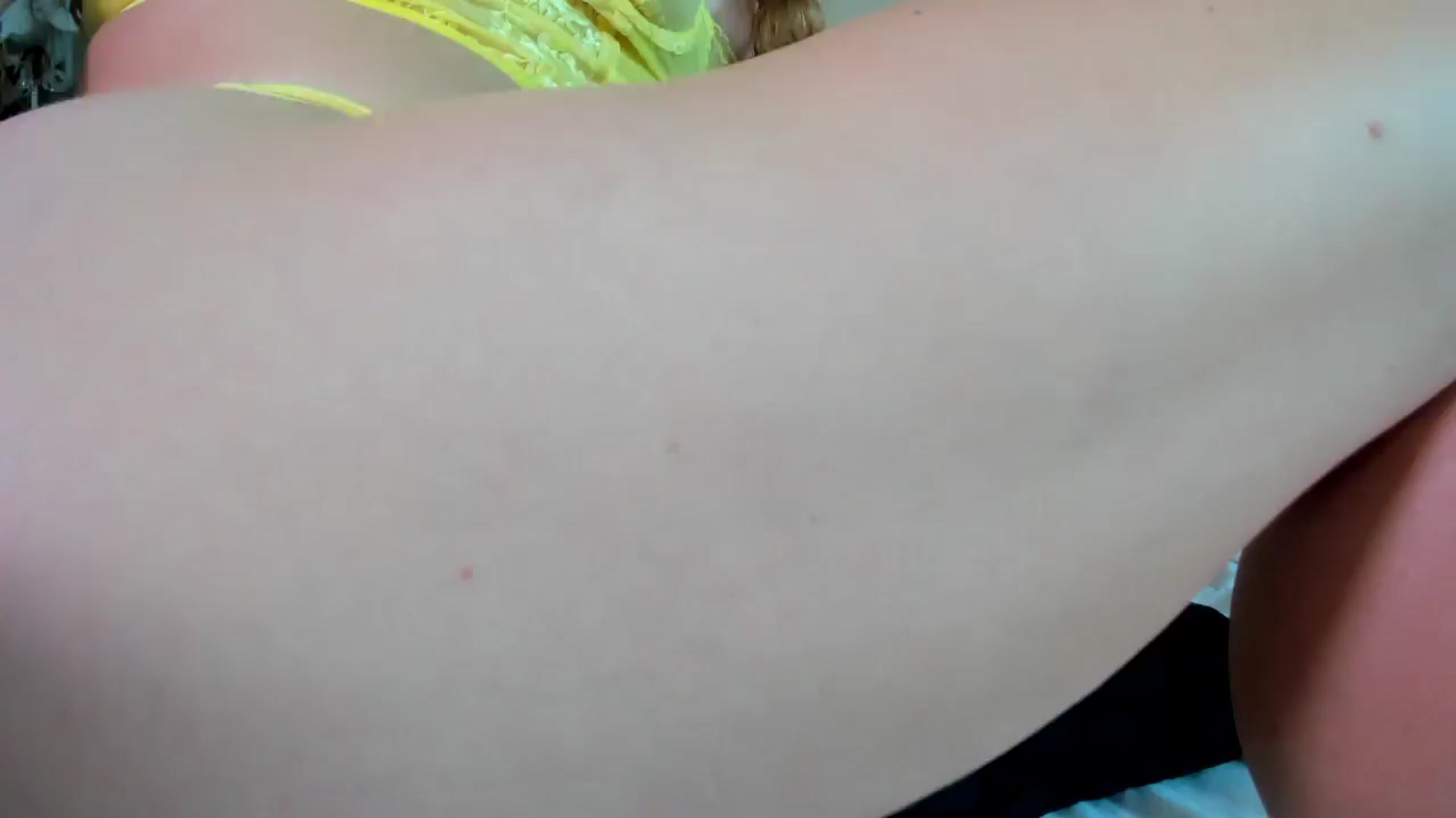 Gallery image thumbnail from thewolfof_MFC's myfreecams stream on, 04/16/2026, 14:57 image 14 of 20