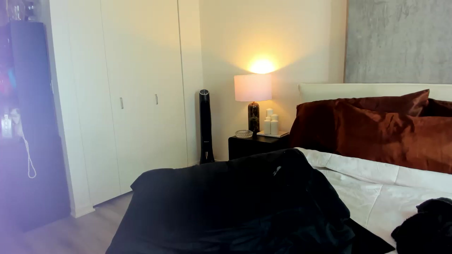 Gallery image thumbnail from thewolfof_MFC's myfreecams stream on, 08/17/2026, 16:48 image 4 of 20