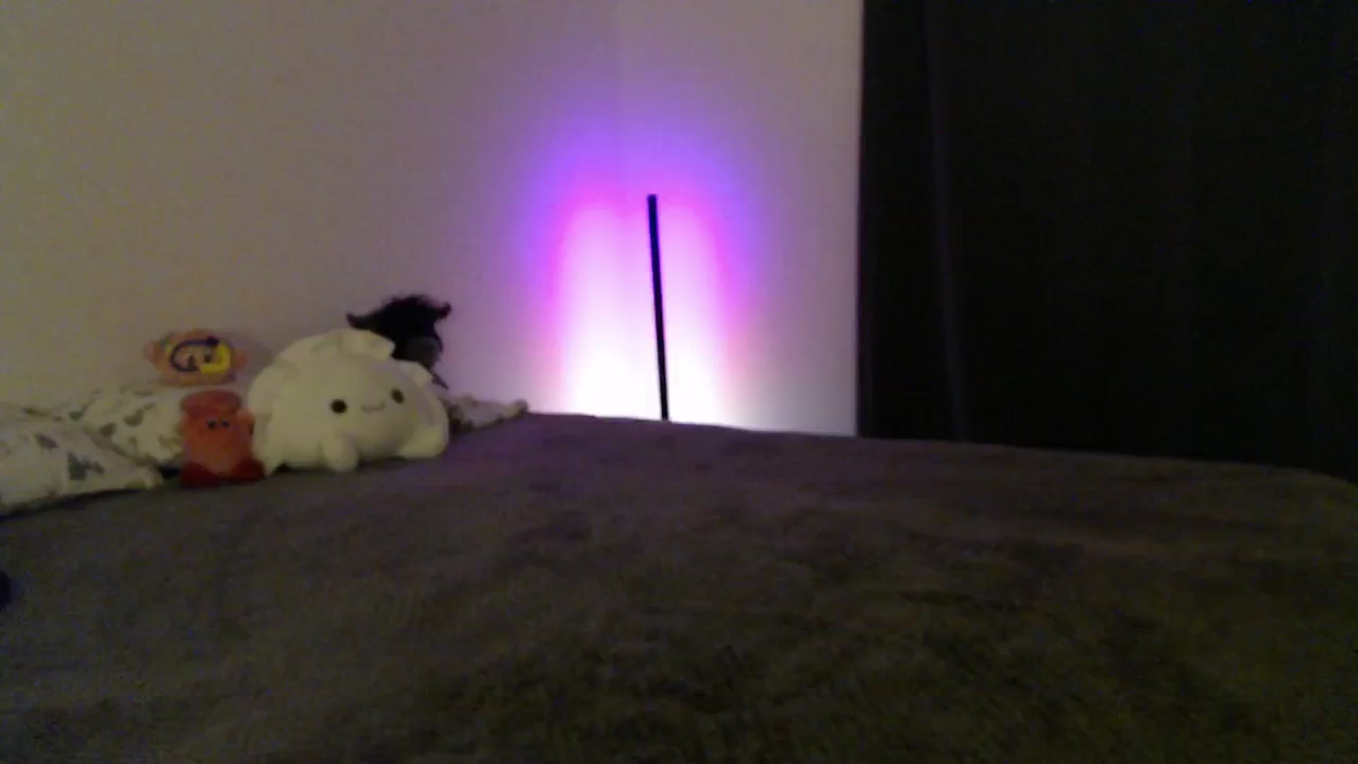 Gallery image thumbnail from thisisAname's myfreecams stream on, 12/16/2025, 07:19 image 17 of 20