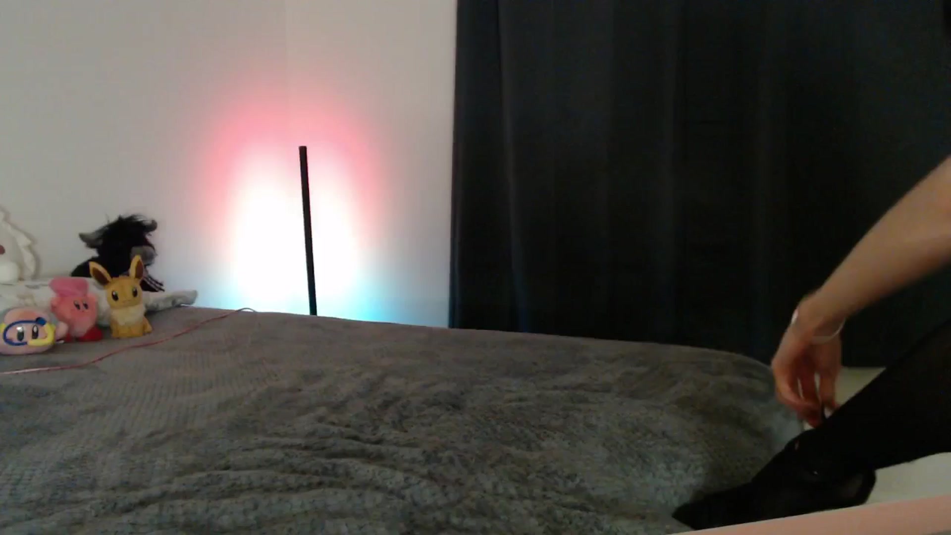 Gallery image thumbnail from thisisAname's myfreecams stream on, 12/17/2025, 05:38 image 10 of 20