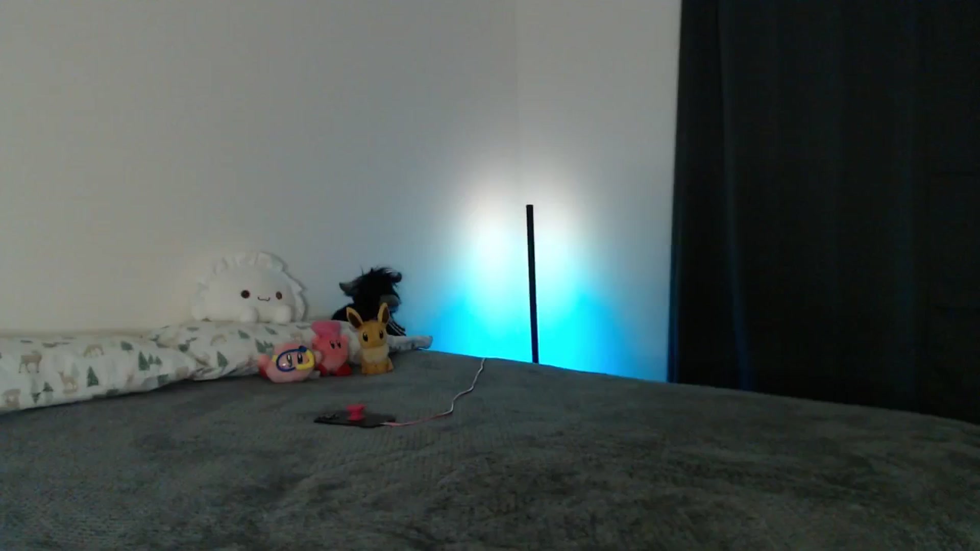 Gallery image thumbnail from thisisAname's myfreecams stream on, 12/17/2025, 05:38 image 4 of 20