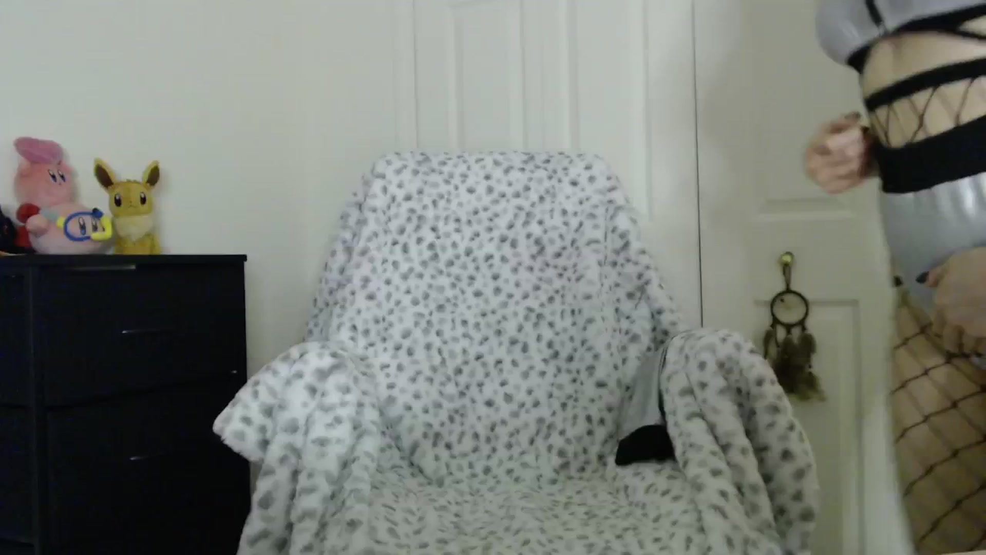 Gallery image thumbnail from thisisAname's myfreecams stream on, 12/19/2025, 05:27 image 7 of 20
