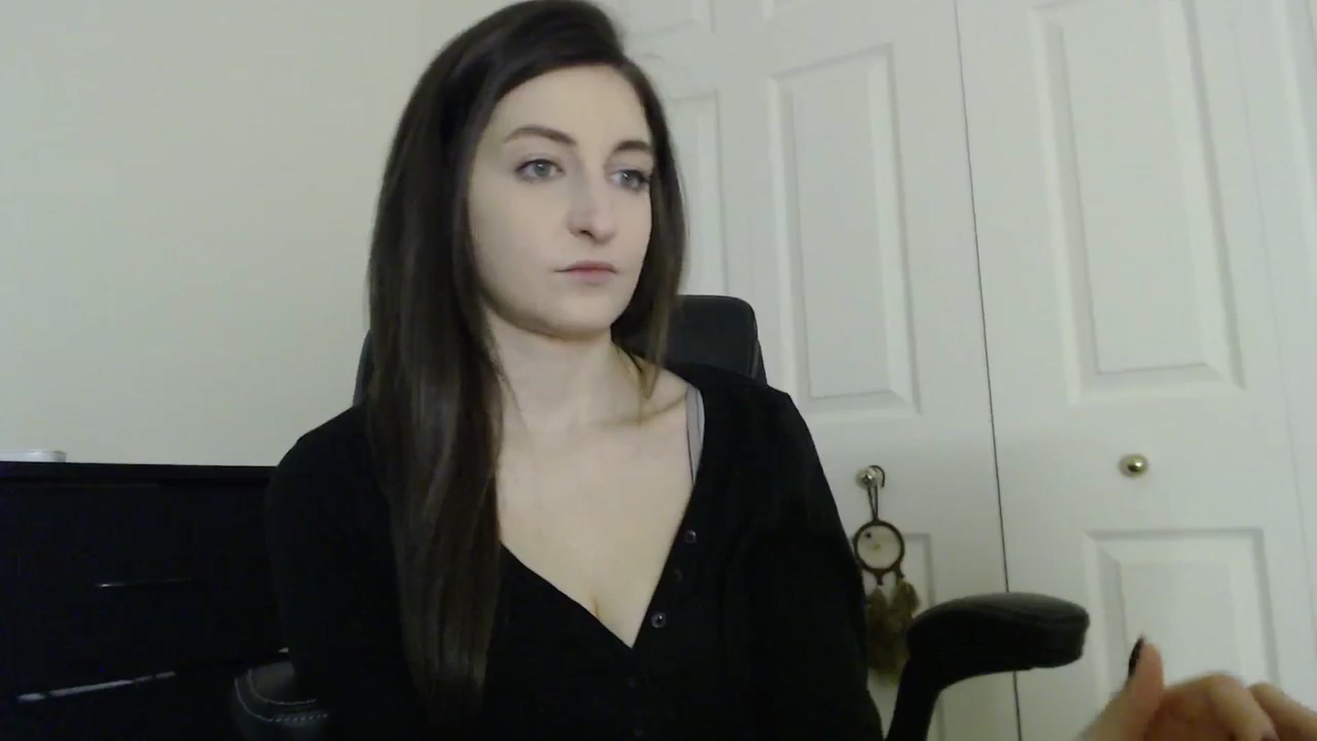 Gallery image thumbnail from thisisAname's myfreecams stream on, 01/09/2026, 07:29 image 3 of 20