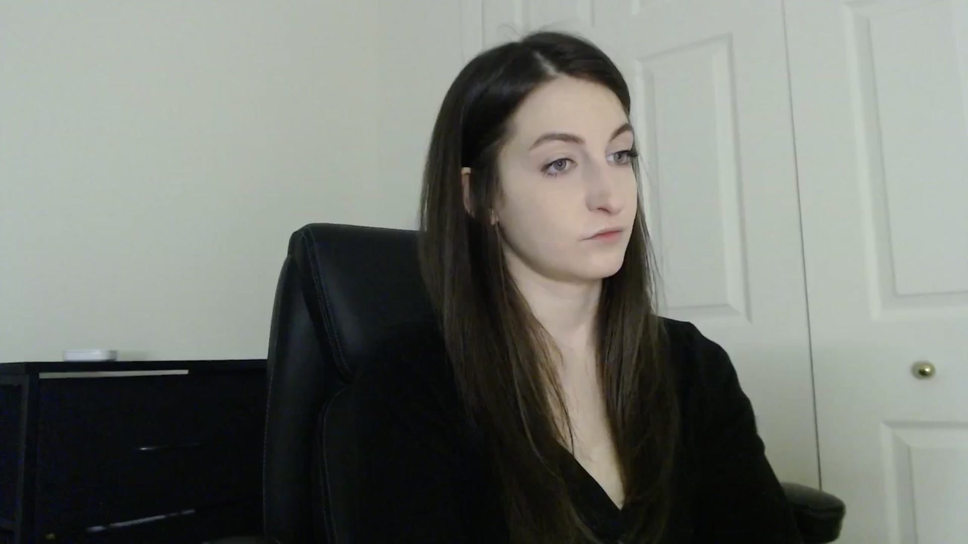 Gallery image thumbnail from thisisAname's myfreecams stream on, 01/09/2026, 07:29 image 1 of 20