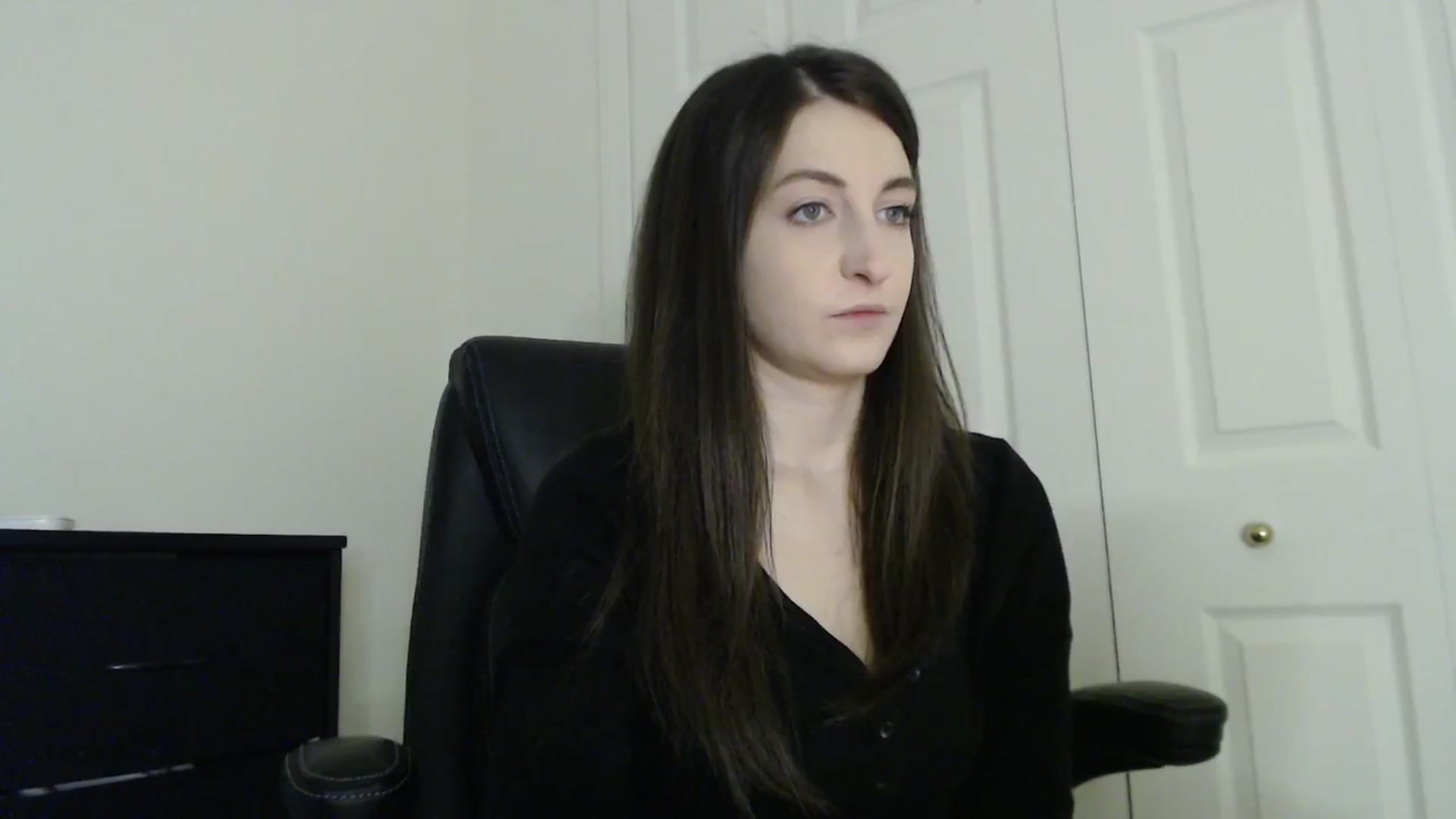 Gallery image thumbnail from thisisAname's myfreecams stream on, 01/09/2026, 07:29 image 2 of 20