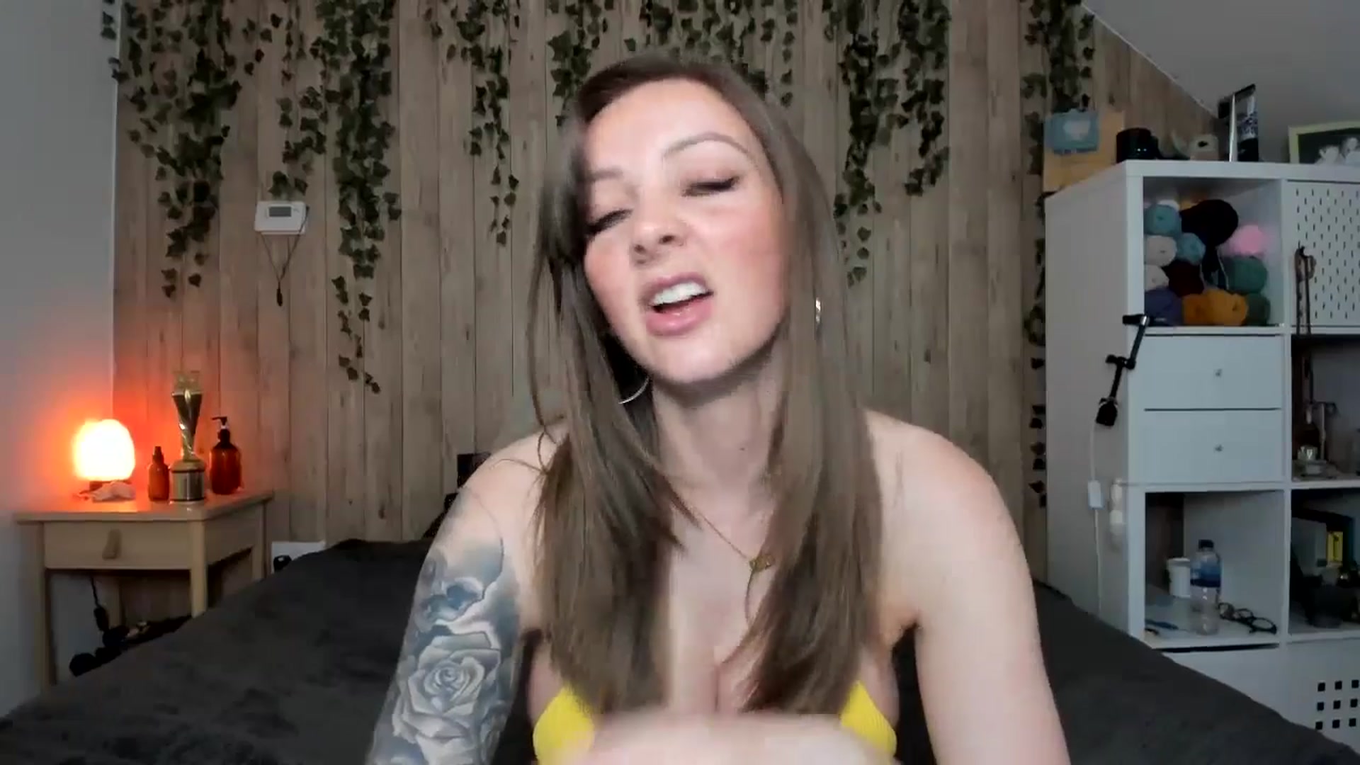 Gallery image thumbnail from thisisjessdx's myfreecams stream on, 07/04/2024, 15:41 image 11 of 20
