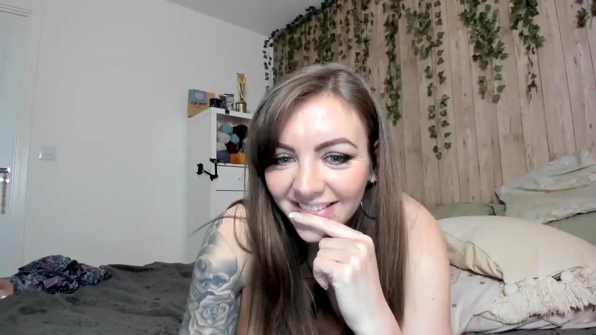 Gallery image thumbnail from thisisjessdx's myfreecams stream on, 07/06/2024, 21:07 image 4 of 20