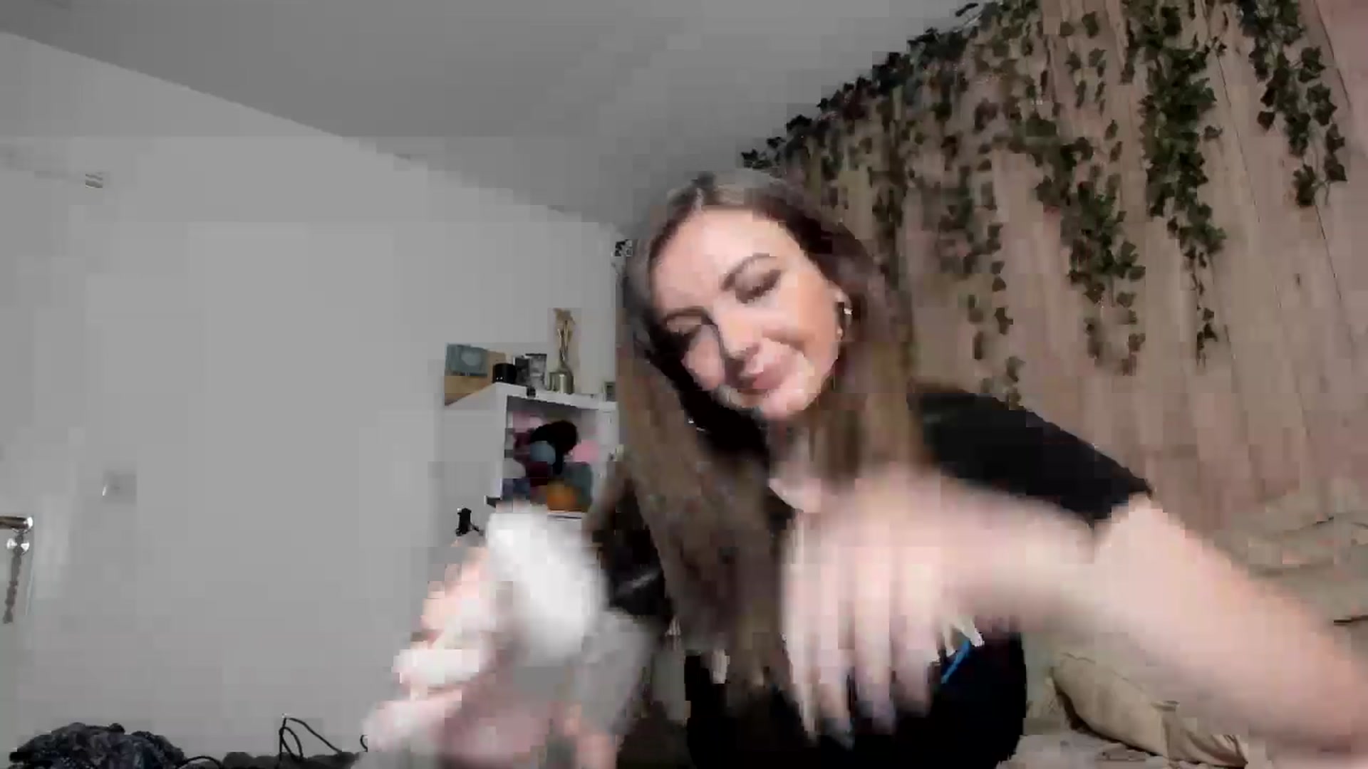 Gallery image thumbnail from thisisjessdx's myfreecams stream on, 07/06/2024, 21:07 image 7 of 20