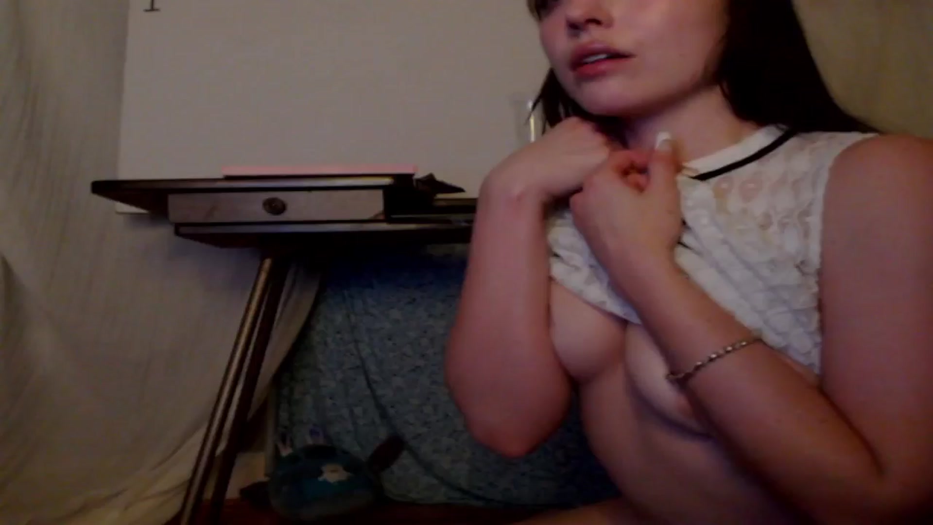 Gallery image thumbnail from thotfuldotter's myfreecams stream on, 02/06/2025, 04:49 image 14 of 20