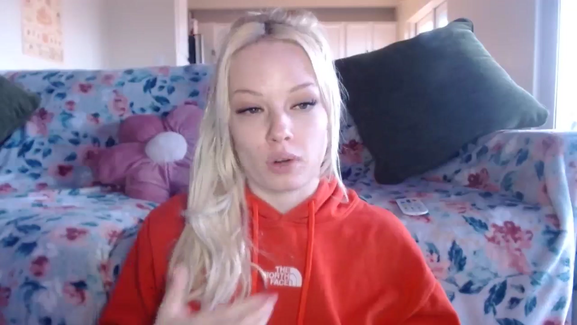 Gallery image thumbnail from thtoneblonde's myfreecams stream on, 02/01/2025, 16:45 image 5 of 20