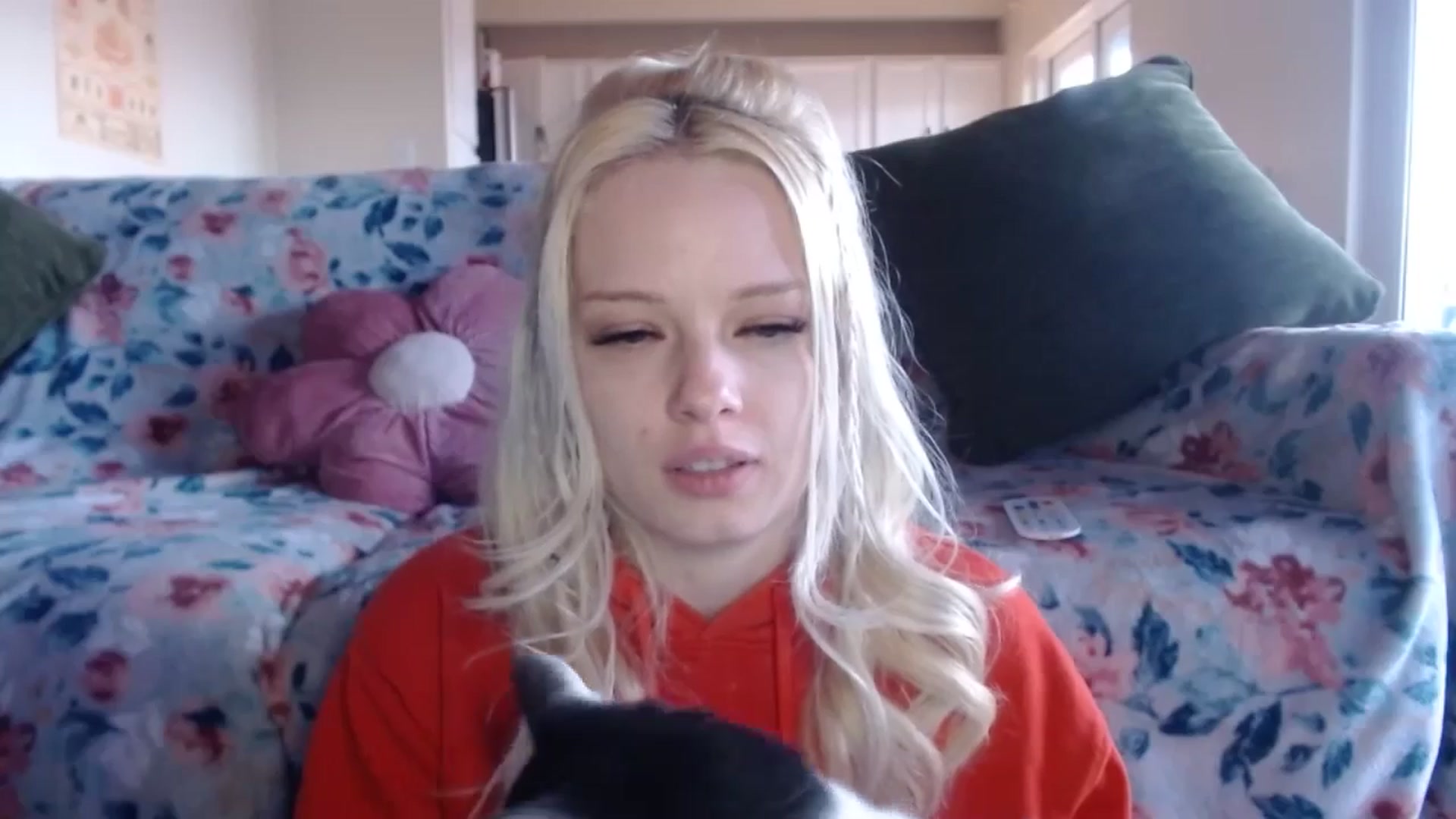 Gallery image thumbnail from thtoneblonde's myfreecams stream on, 02/01/2025, 16:45 image 7 of 20