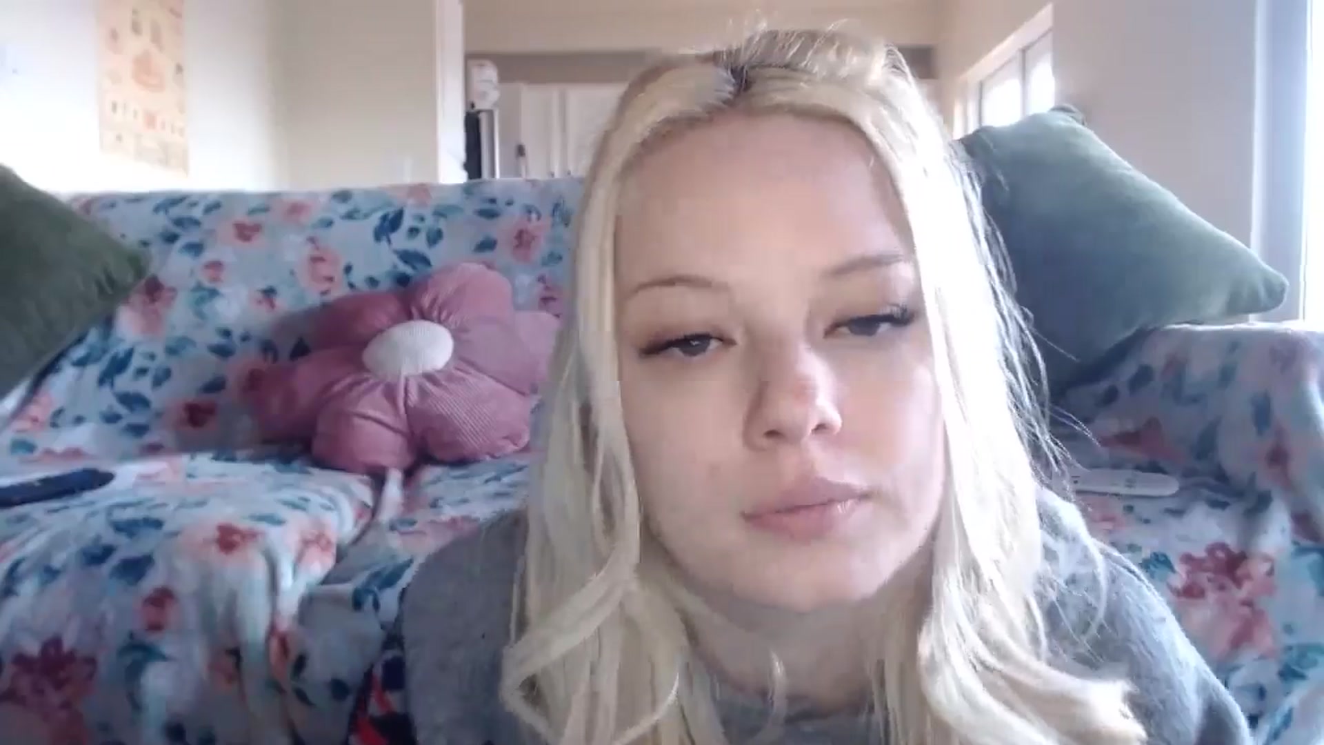 Gallery image thumbnail from thtoneblonde's myfreecams stream on, 02/01/2025, 16:45 image 11 of 20