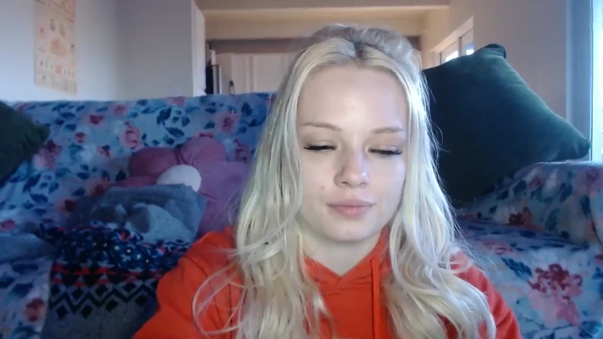 Gallery image thumbnail from thtoneblonde's myfreecams stream on, 02/01/2025, 16:45 image 3 of 20