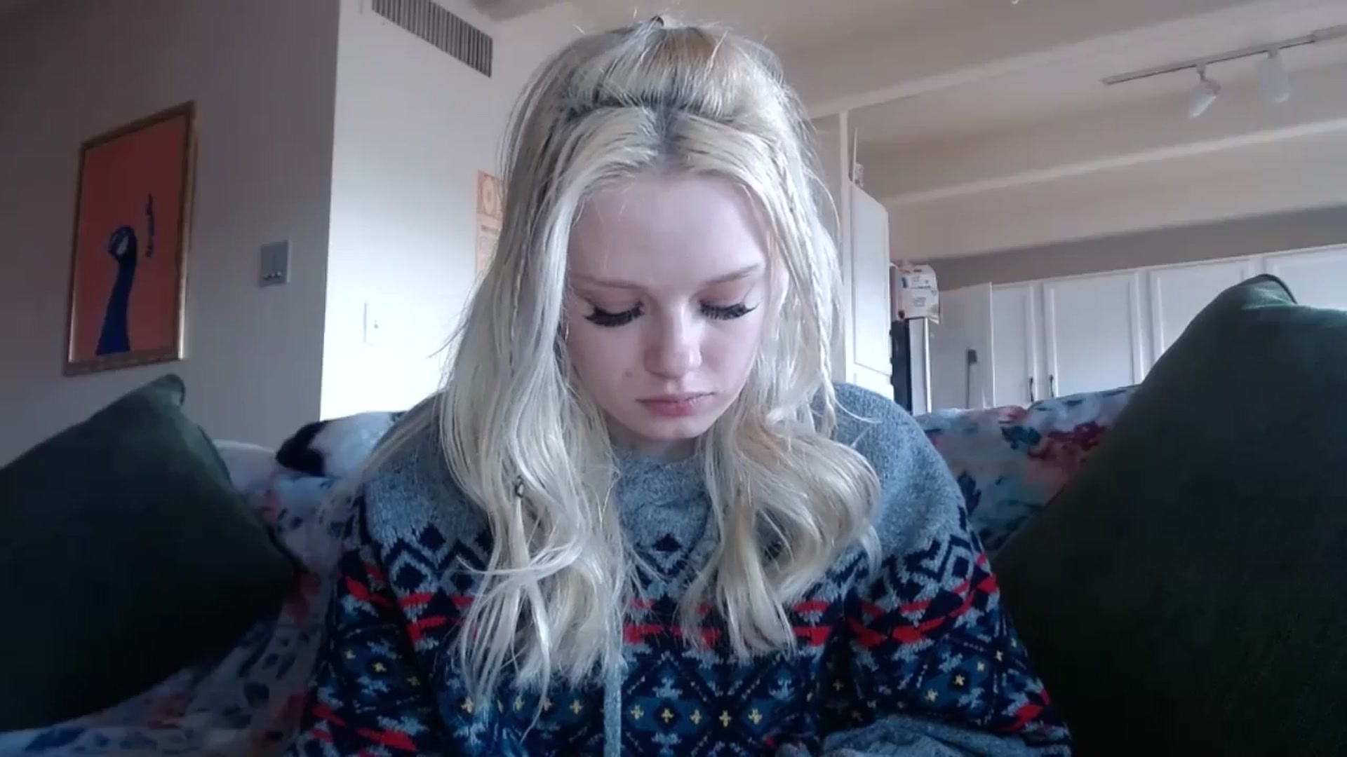 Gallery image thumbnail from thtoneblonde's myfreecams stream on, 02/01/2025, 18:05 image 19 of 20