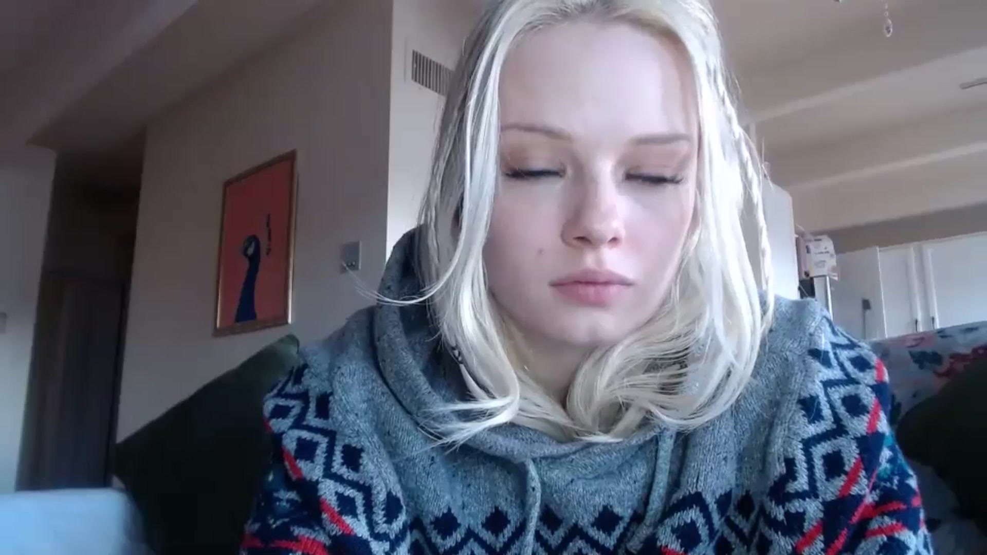 Gallery image thumbnail from thtoneblonde's myfreecams stream on, 02/01/2025, 18:05 image 6 of 20
