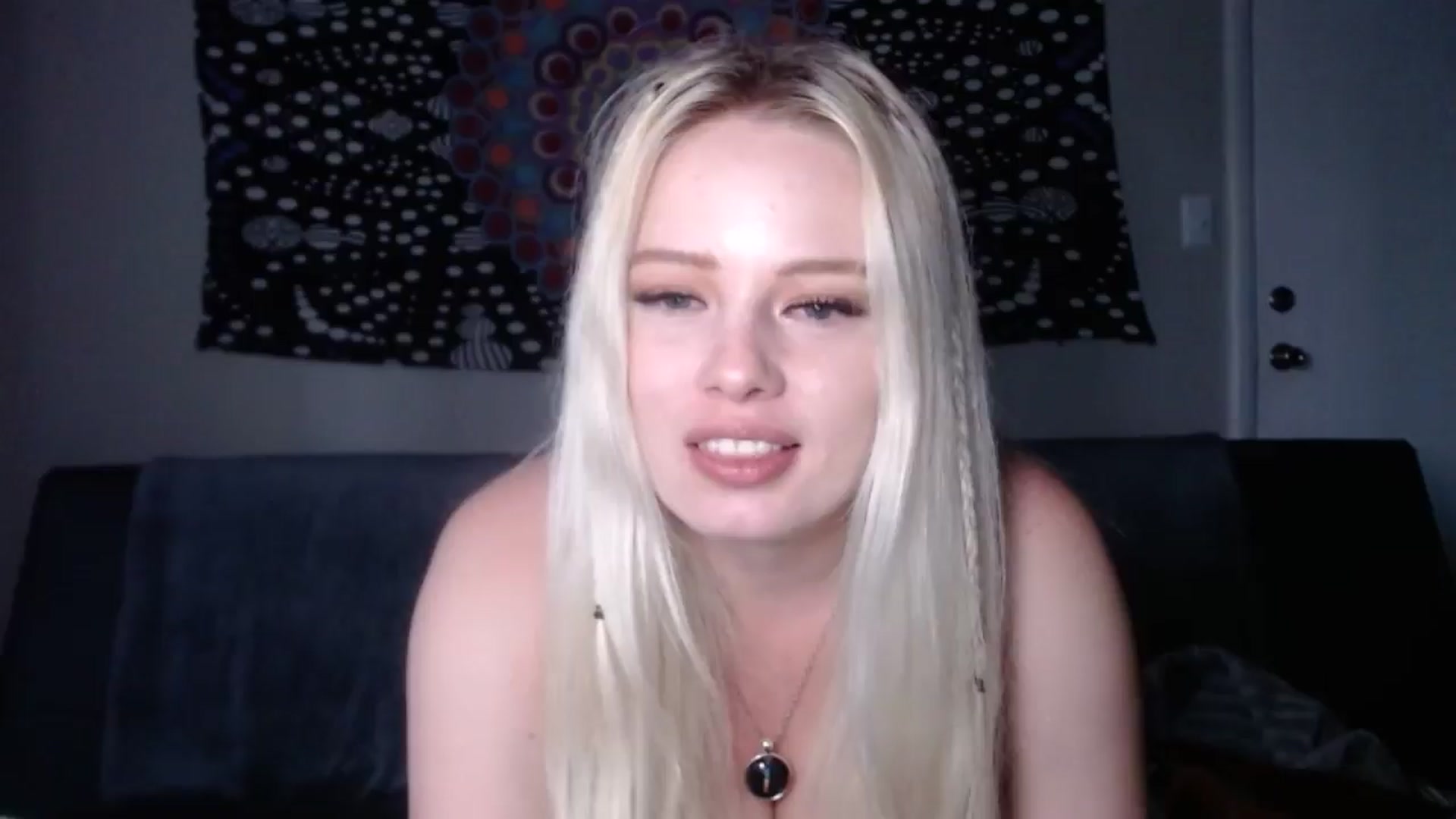 Gallery image thumbnail from thtoneblonde's myfreecams stream on, 08/24/2025, 20:11 image 9 of 20