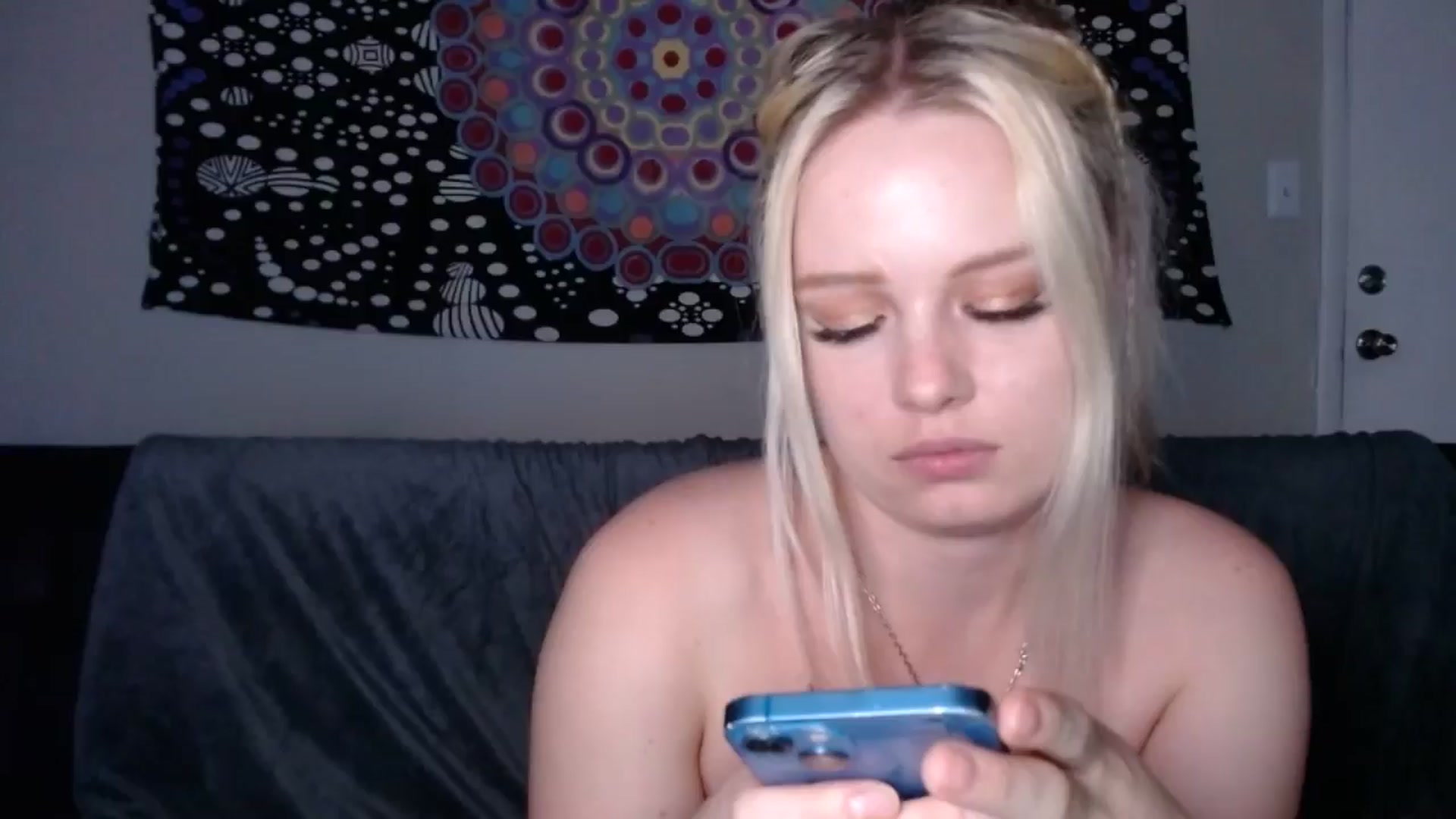 Gallery image thumbnail from thtoneblonde's myfreecams stream on, 08/24/2025, 23:31 image 1 of 20