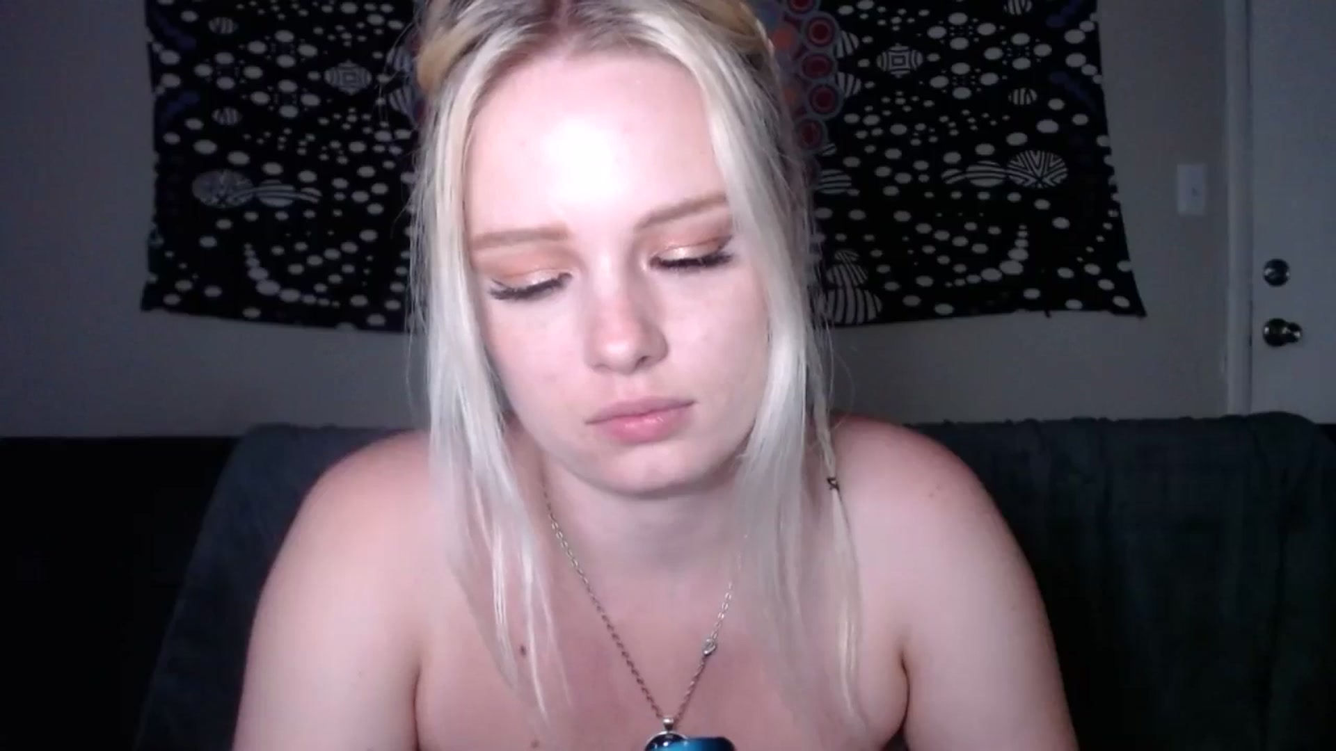 Gallery image thumbnail from thtoneblonde's myfreecams stream on, 08/24/2025, 23:31 image 12 of 20