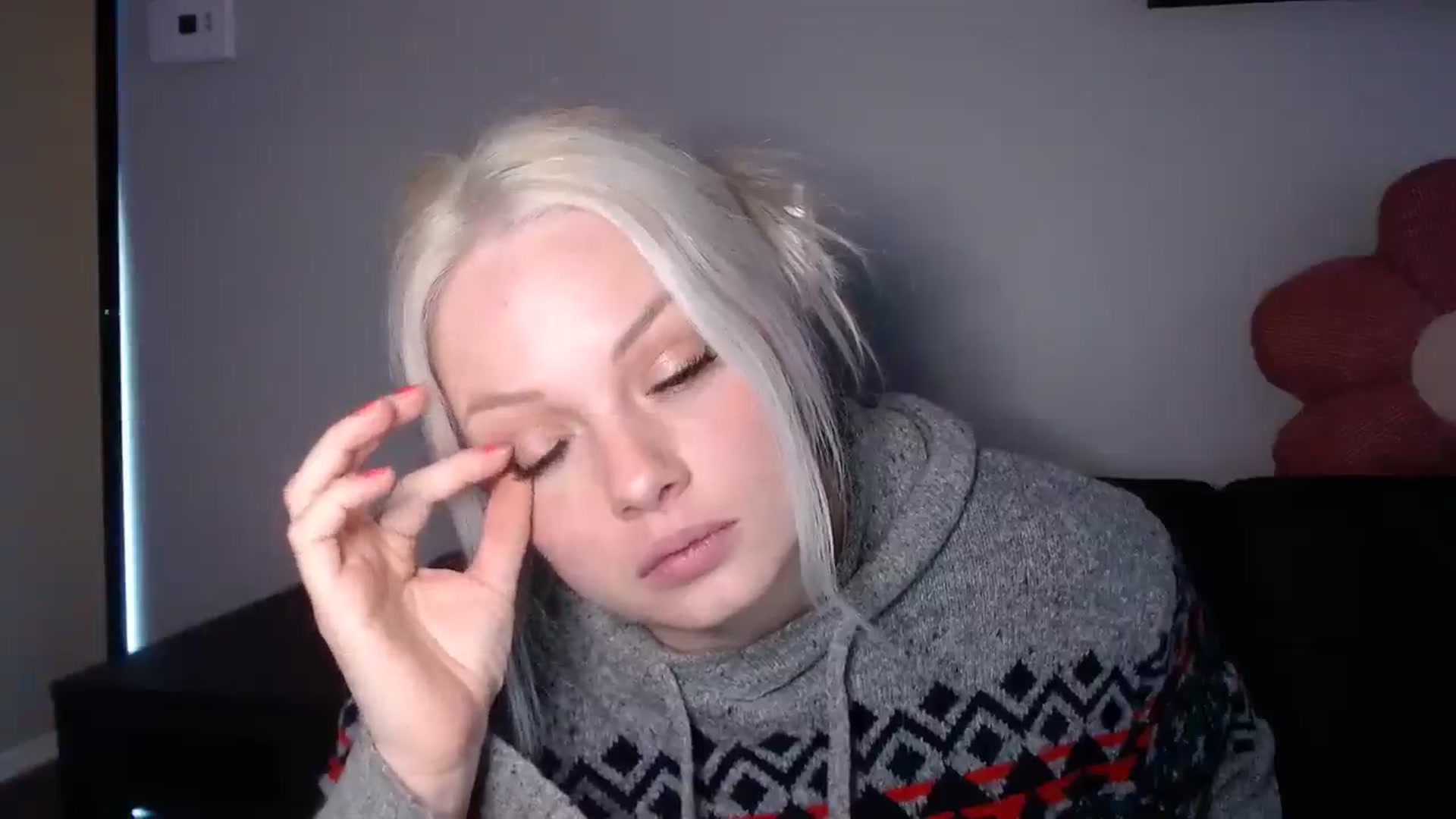 Gallery image thumbnail from thtoneblonde's myfreecams stream on, 10/05/2025, 14:41 image 18 of 20
