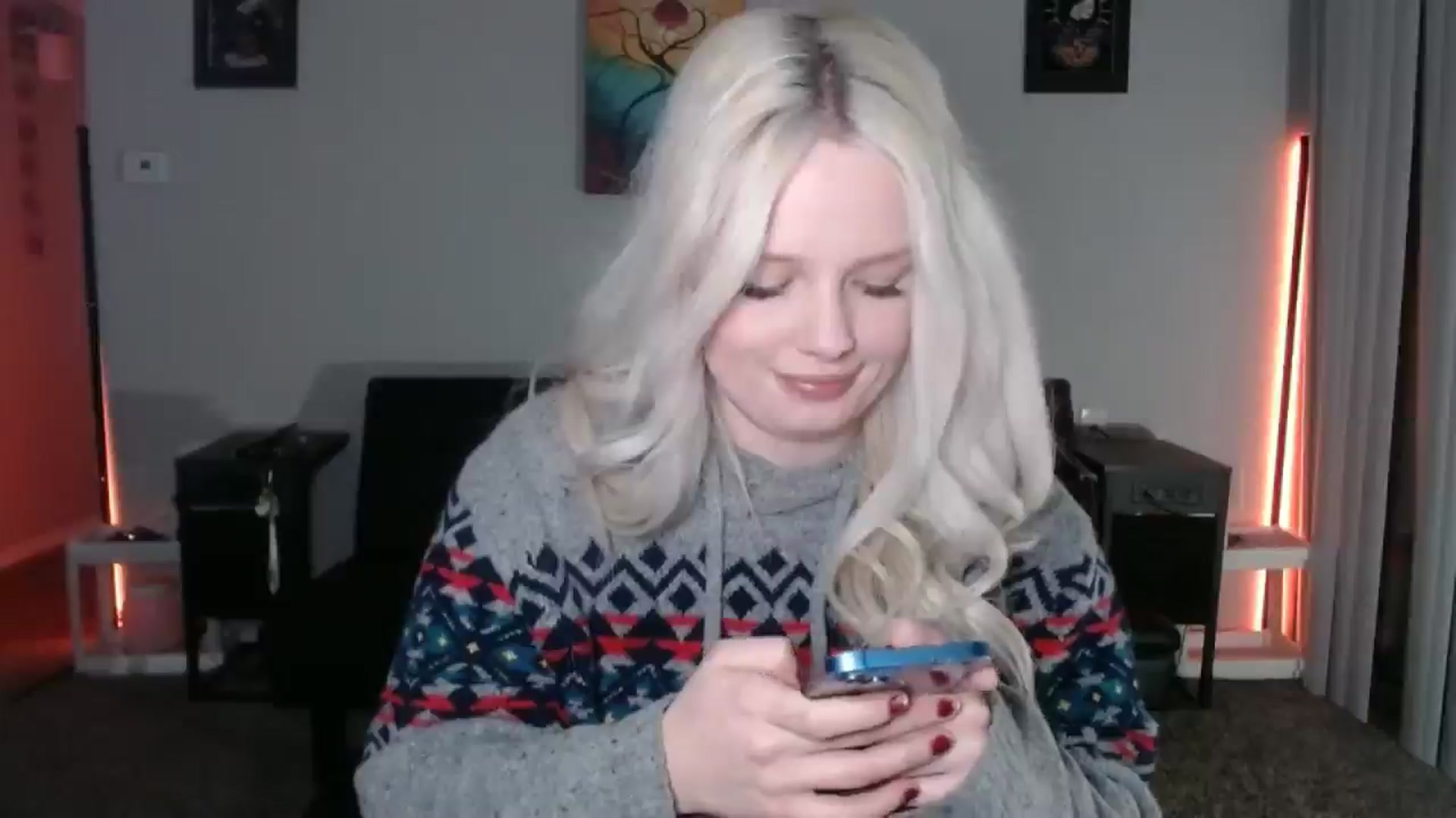 Gallery image thumbnail from thtoneblonde's myfreecams stream on, 10/30/2025, 13:33 image 11 of 20