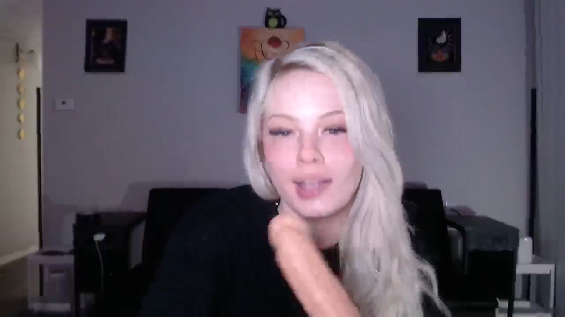 Gallery image thumbnail from thtoneblonde's myfreecams stream on, 11/27/2025, 14:32 image 12 of 20