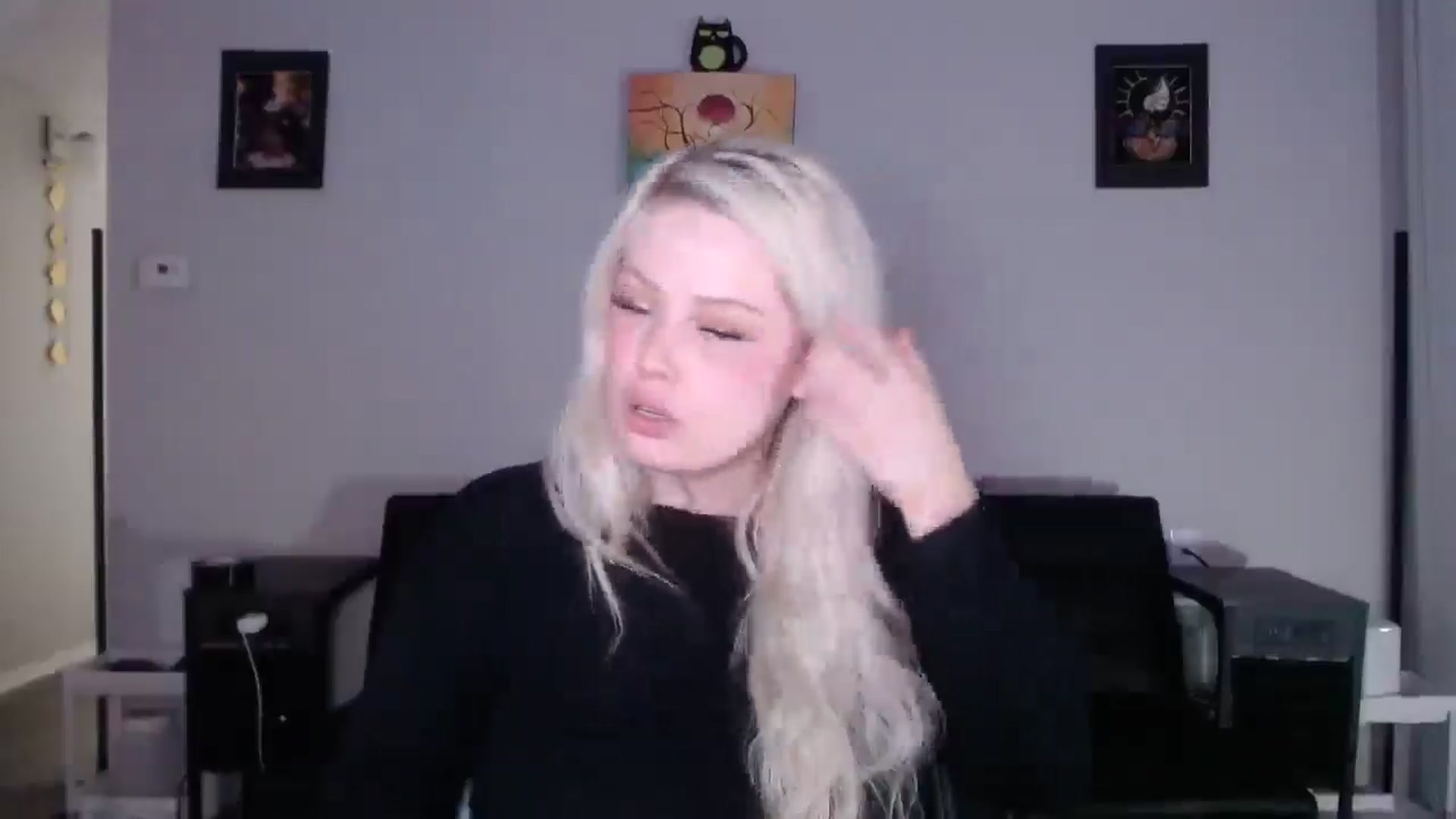 Gallery image thumbnail from thtoneblonde's myfreecams stream on, 11/27/2025, 14:32 image 8 of 20