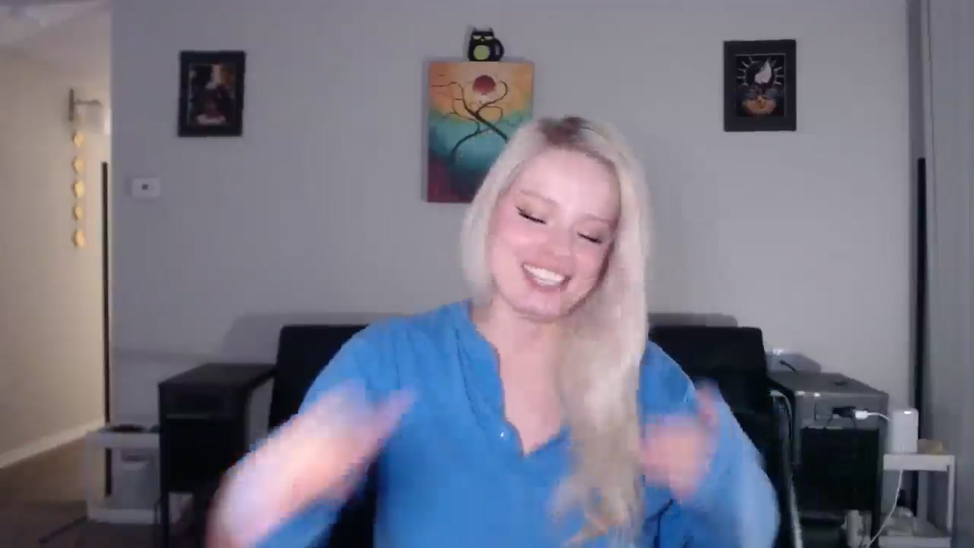 Gallery image thumbnail from thtoneblonde's myfreecams stream on, 11/29/2025, 11:51 image 15 of 20