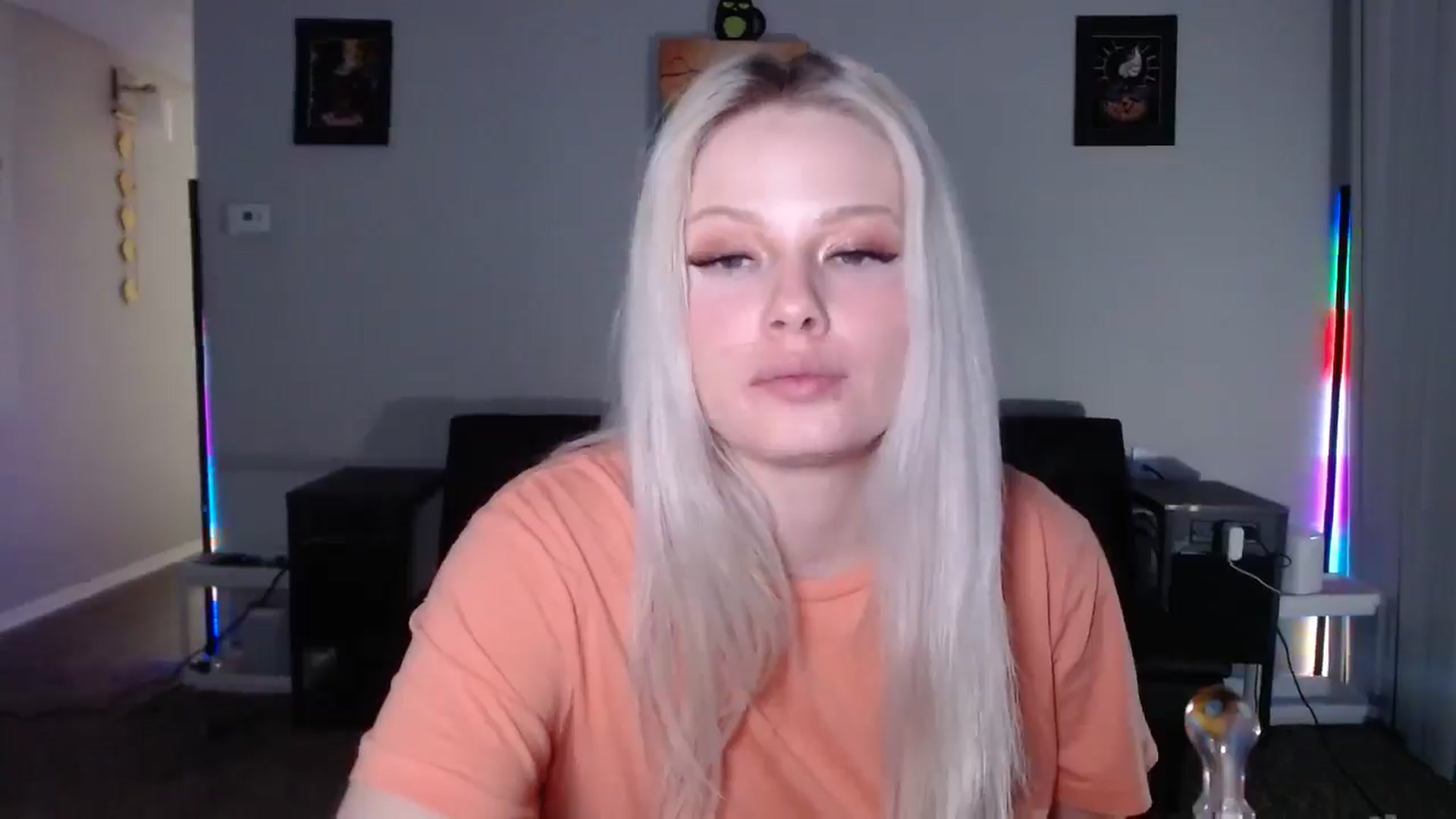 Gallery image thumbnail from thtoneblonde's myfreecams stream on, 12/04/2025, 10:26 image 19 of 20