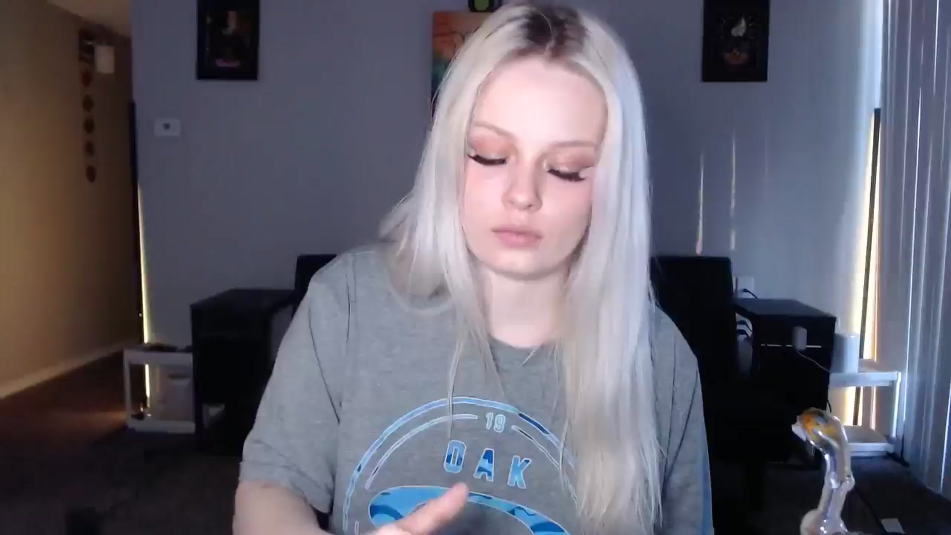 Gallery image thumbnail from thtoneblonde's myfreecams stream on, 12/04/2025, 15:41 image 1 of 20