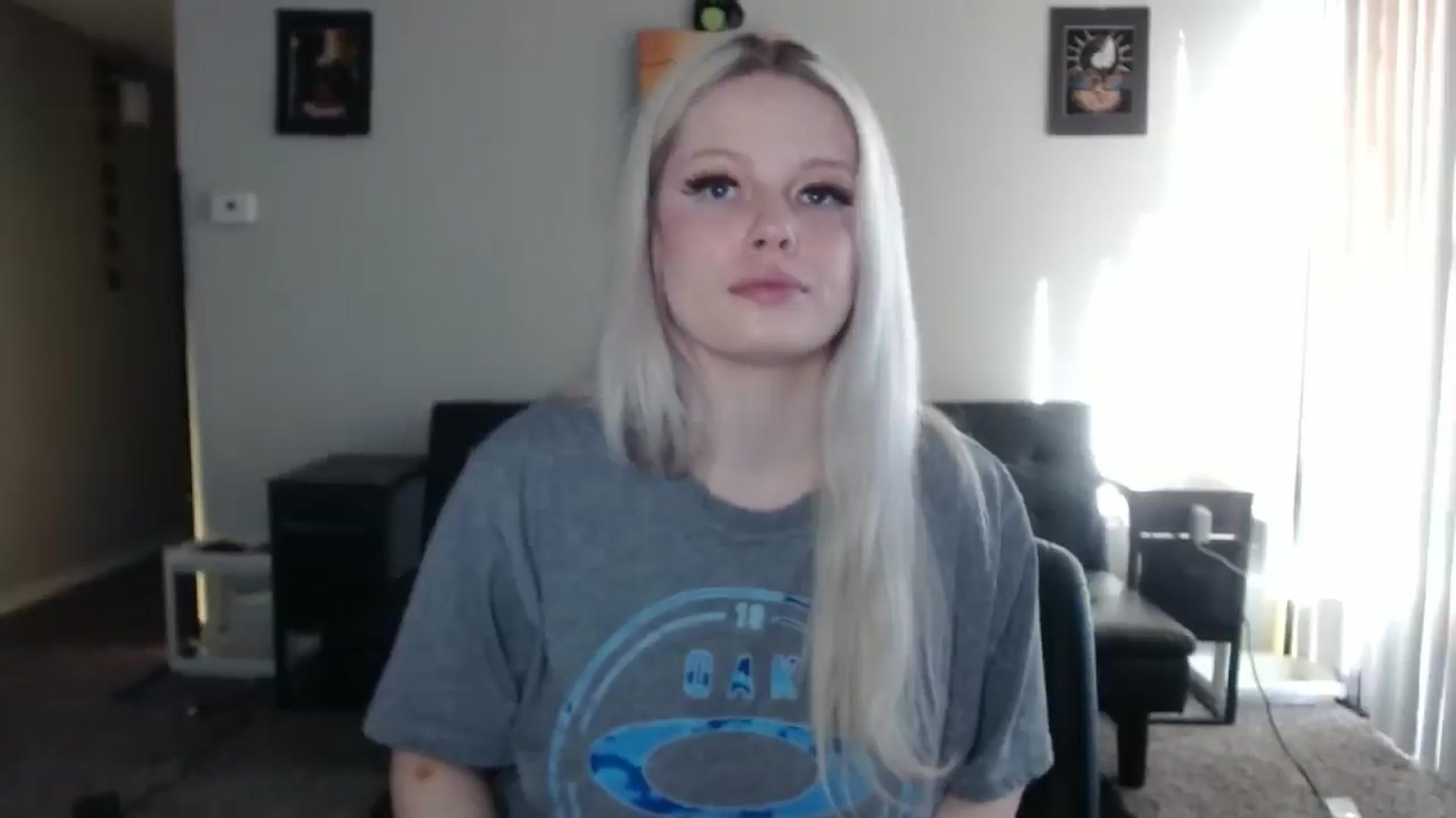 Gallery image thumbnail from thtoneblonde's myfreecams stream on, 12/04/2025, 15:41 image 15 of 20