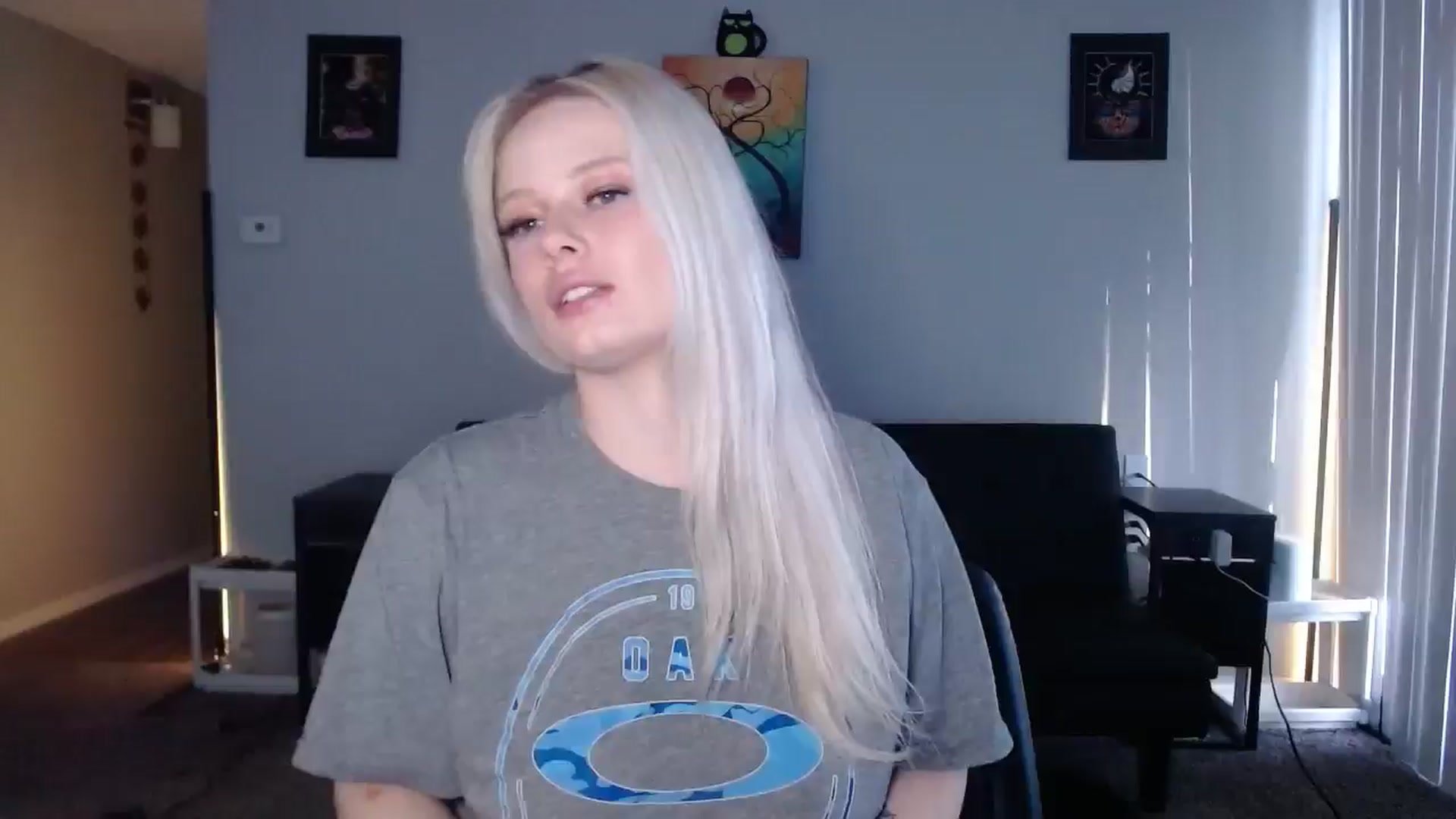 Gallery image thumbnail from thtoneblonde's myfreecams stream on, 12/04/2025, 15:41 image 10 of 20