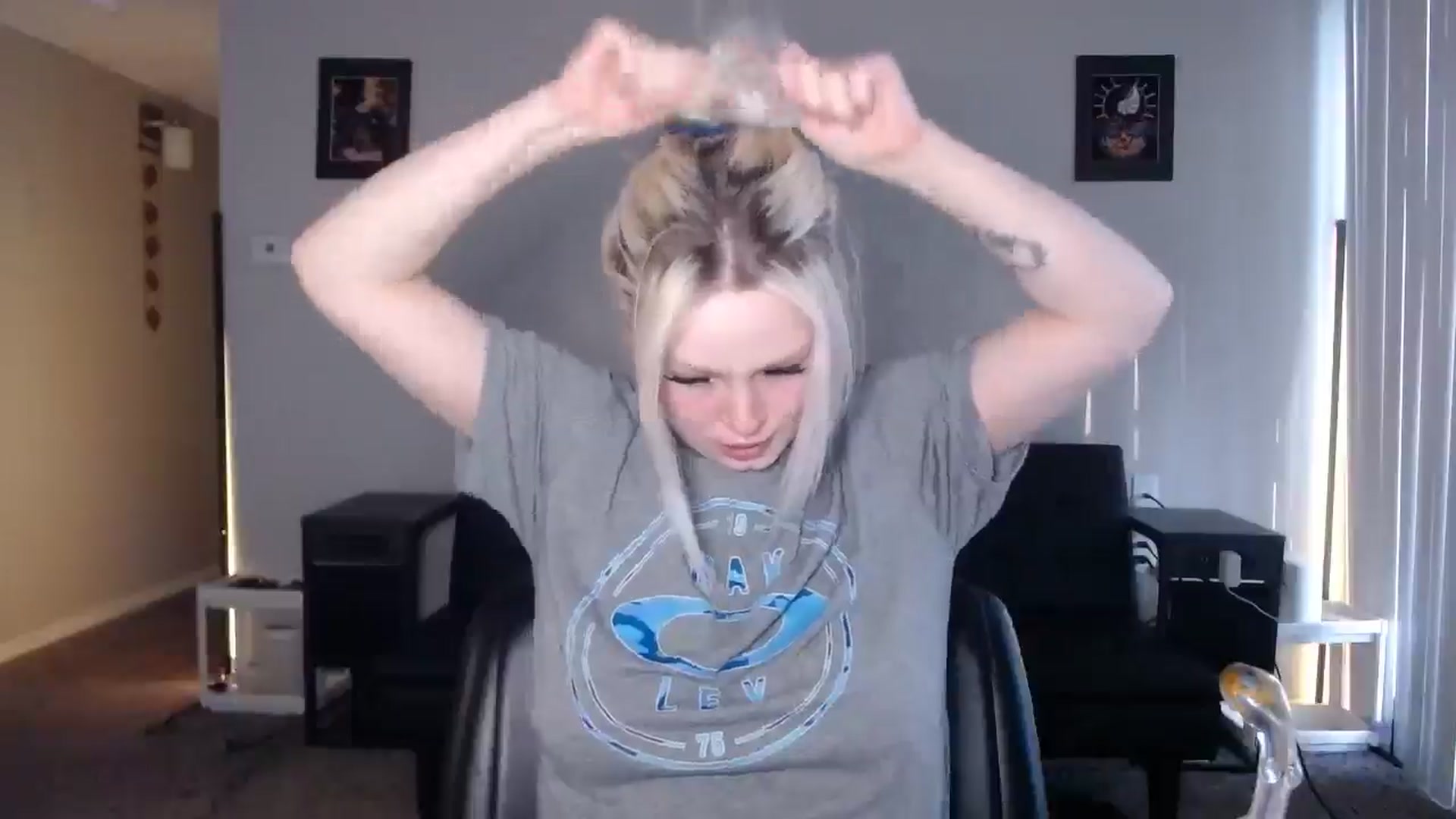 Gallery image thumbnail from thtoneblonde's myfreecams stream on, 12/04/2025, 15:41 image 4 of 20