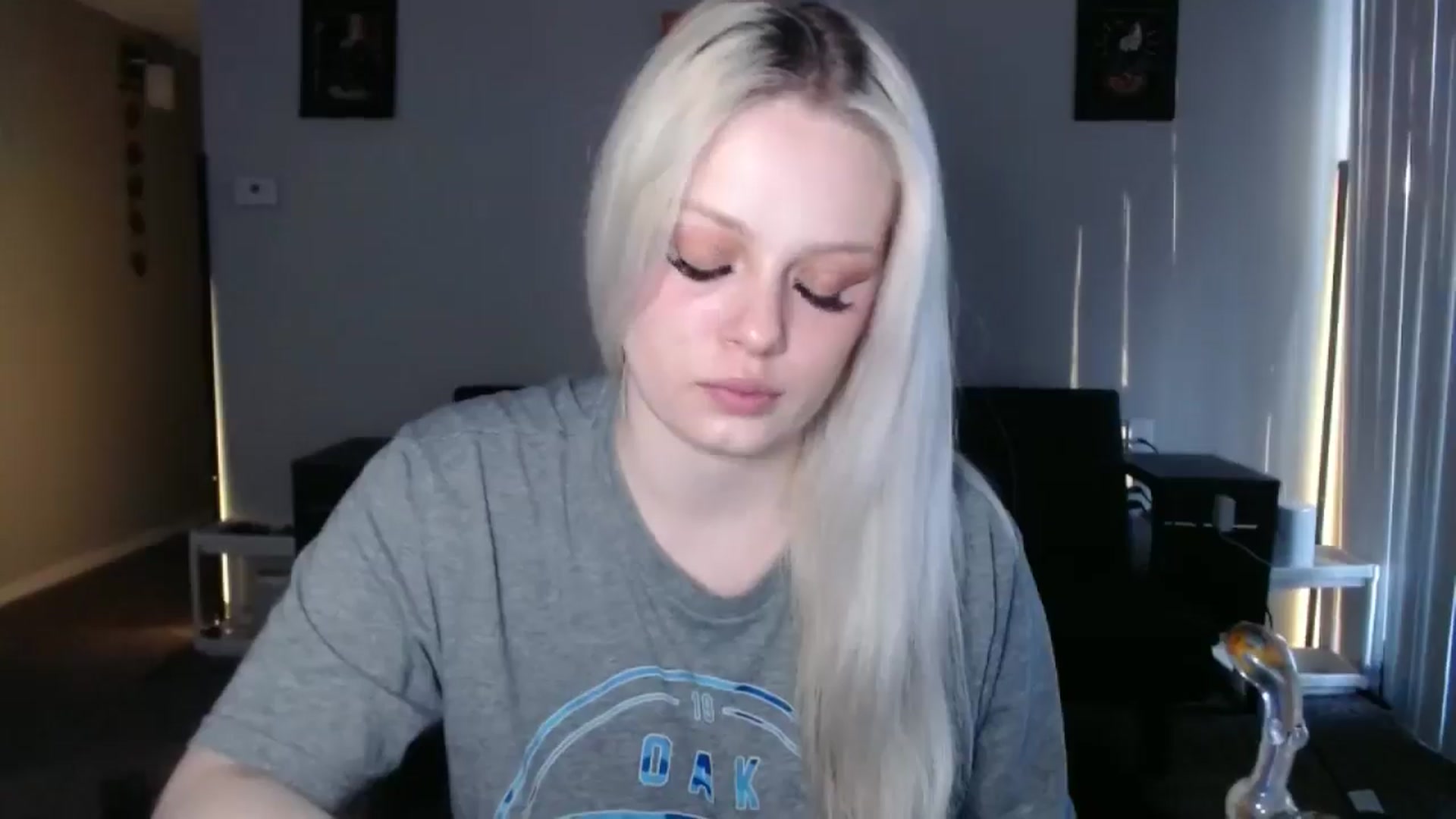 Gallery image thumbnail from thtoneblonde's myfreecams stream on, 12/04/2025, 15:41 image 2 of 20