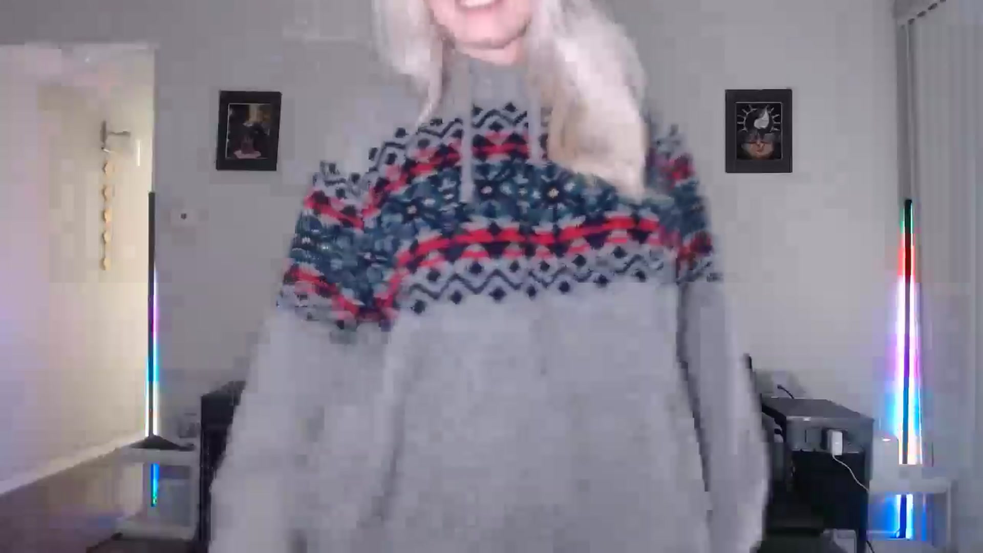 Gallery image thumbnail from thtoneblonde's myfreecams stream on, 12/22/2025, 14:12 image 5 of 20
