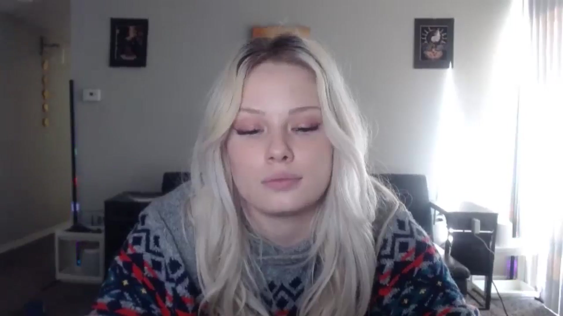 Gallery image thumbnail from thtoneblonde's myfreecams stream on, 12/22/2025, 15:54 image 17 of 20