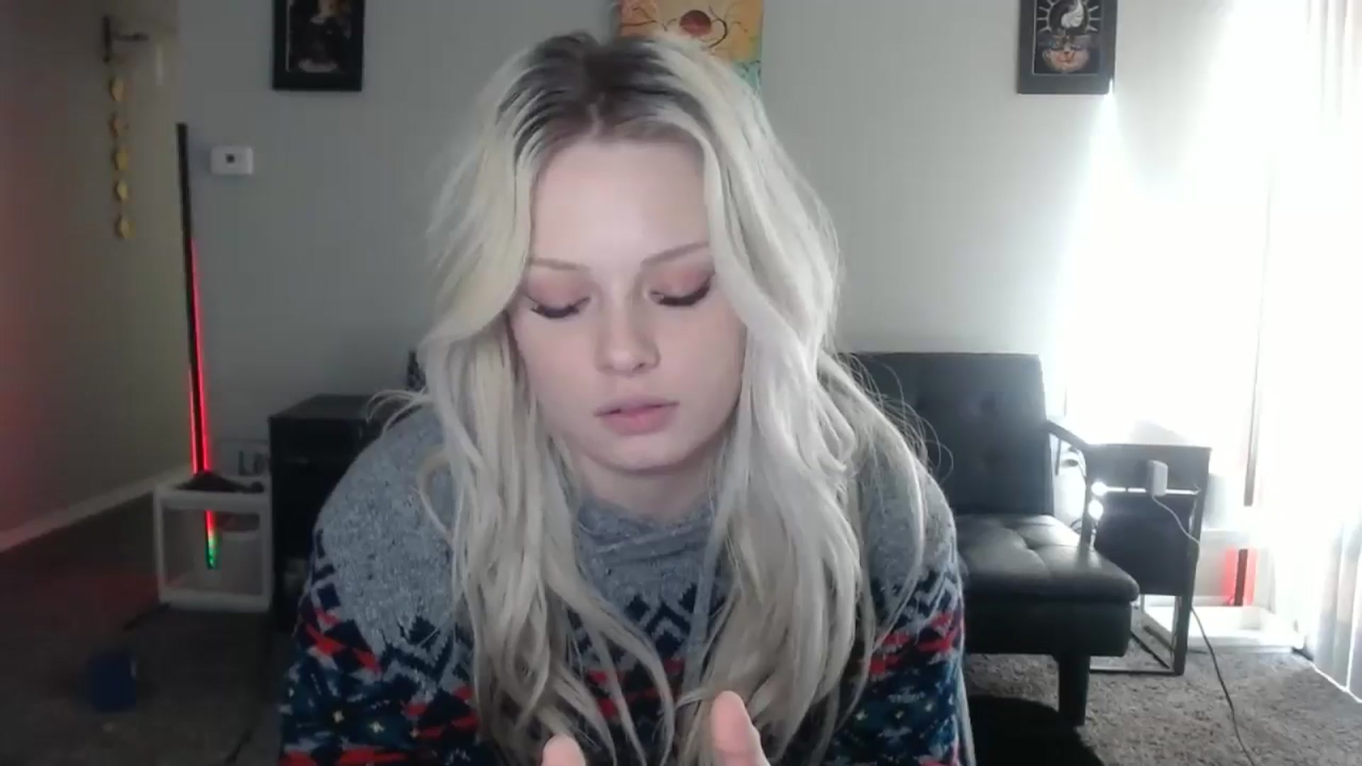 Gallery image thumbnail from thtoneblonde's myfreecams stream on, 12/22/2025, 15:54 image 20 of 20