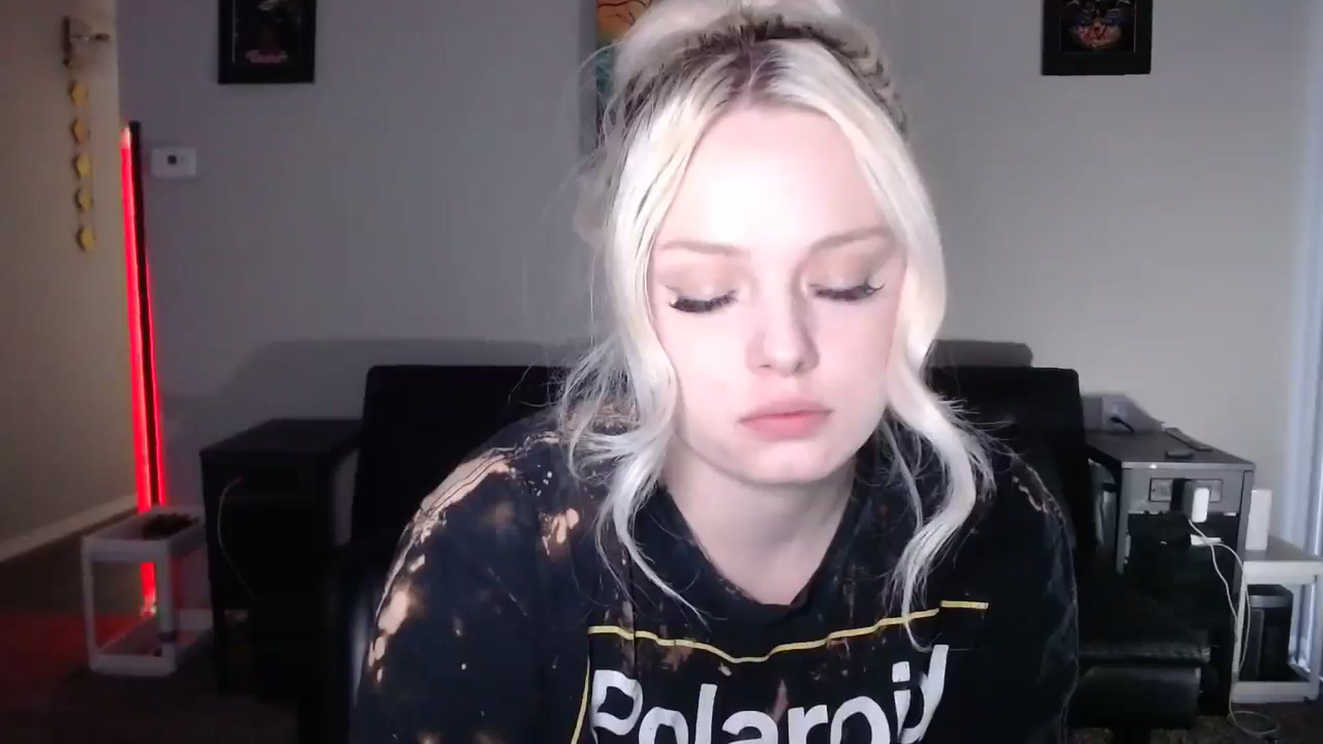Gallery image thumbnail from thtoneblonde's myfreecams stream on, 03/02/2026, 01:08 image 4 of 20