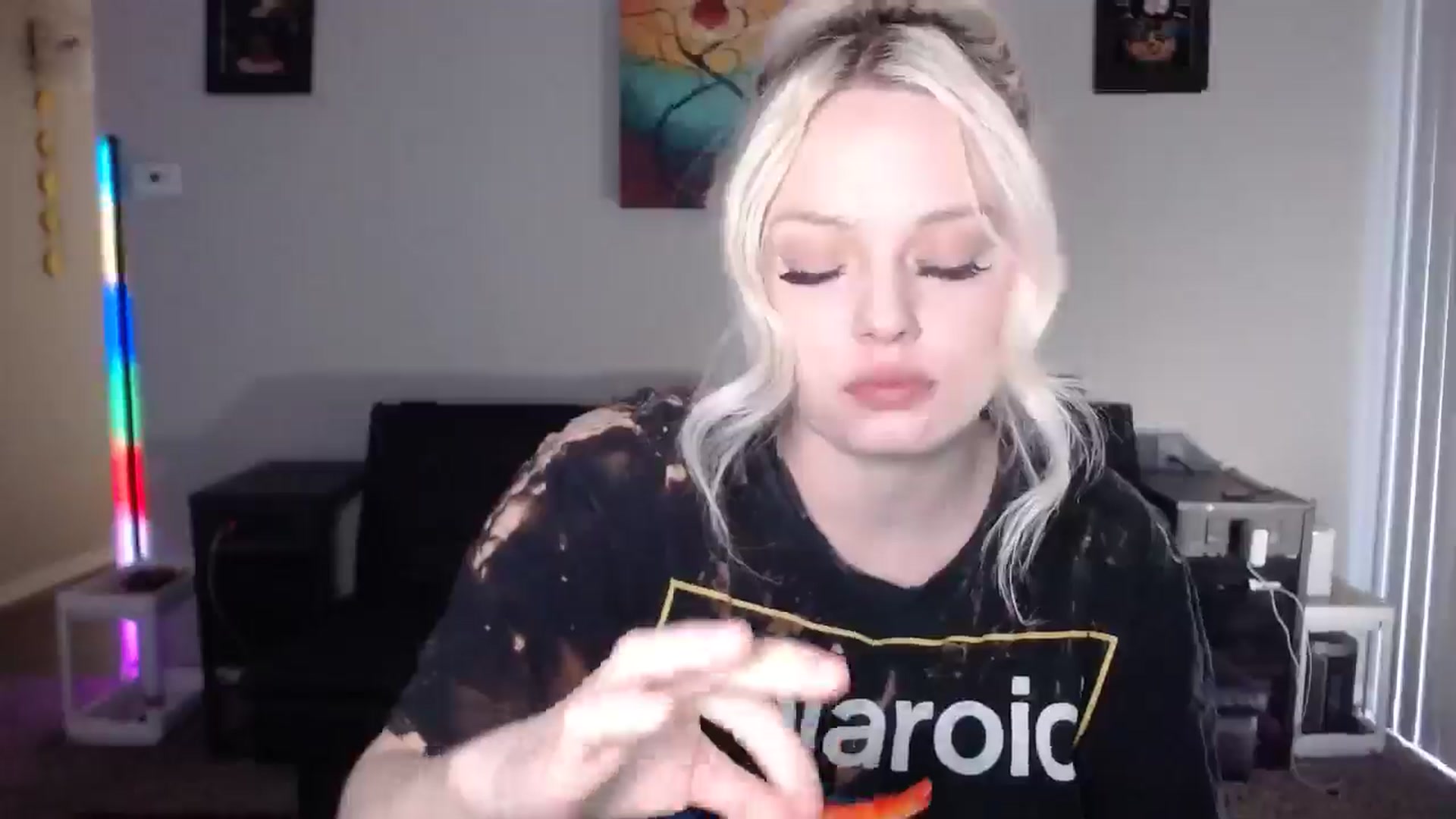 Gallery image thumbnail from thtoneblonde's myfreecams stream on, 03/02/2026, 01:08 image 2 of 20