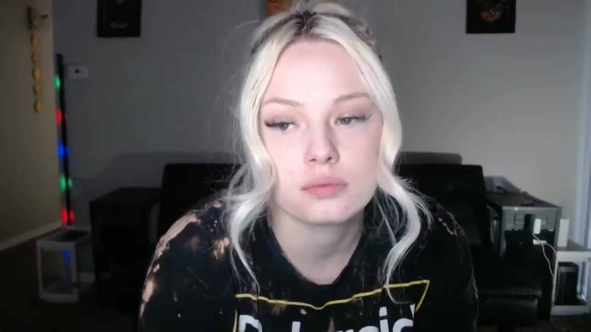 Gallery image thumbnail from thtoneblonde's myfreecams stream on, 03/02/2026, 01:08 image 5 of 20