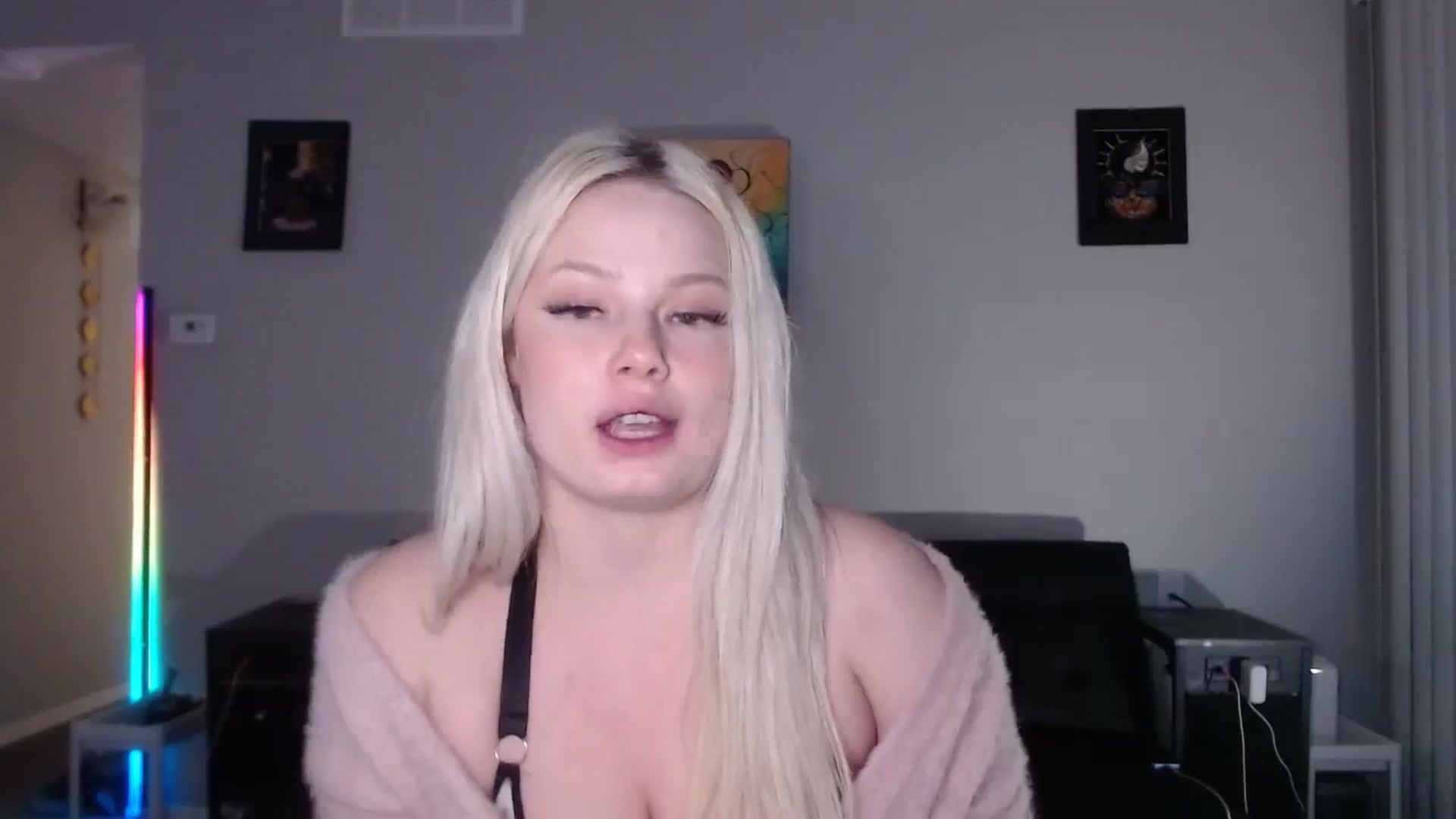 Gallery image thumbnail from thtoneblonde's myfreecams stream on, 03/06/2026, 09:01 image 2 of 20