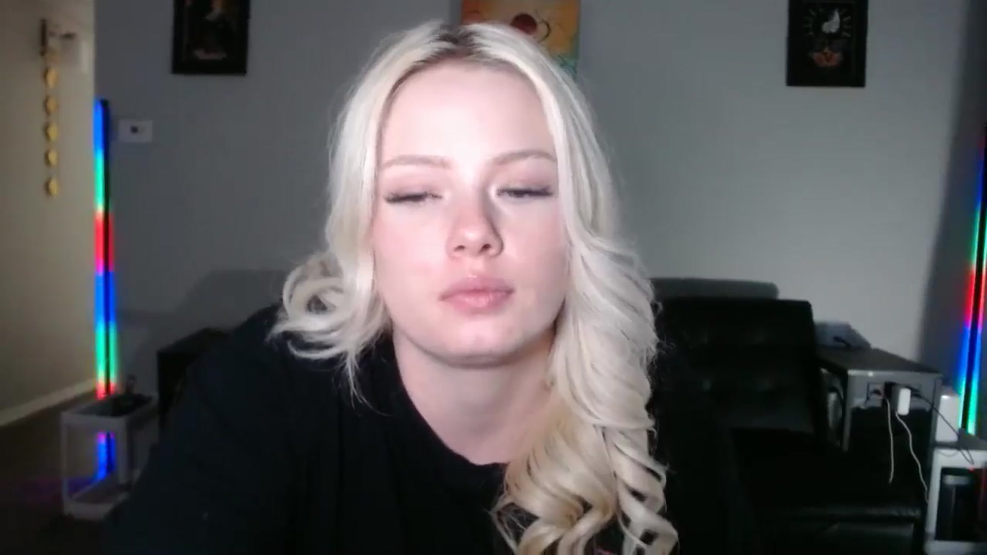 Gallery image thumbnail from thtoneblonde's myfreecams stream on, 03/08/2026, 09:02 image 13 of 20