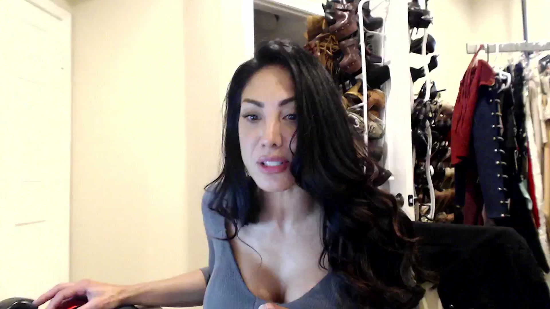 Gallery image thumbnail from tianad143's myfreecams stream on, 02/27/2025, 02:49 image 17 of 20