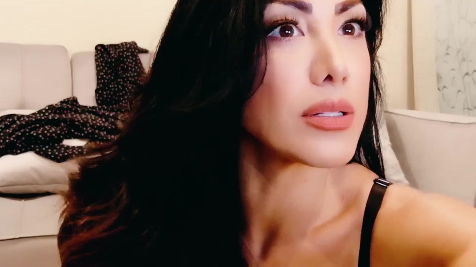 Gallery image thumbnail from tianad143's myfreecams stream on, 04/07/2025, 07:23 image 12 of 20